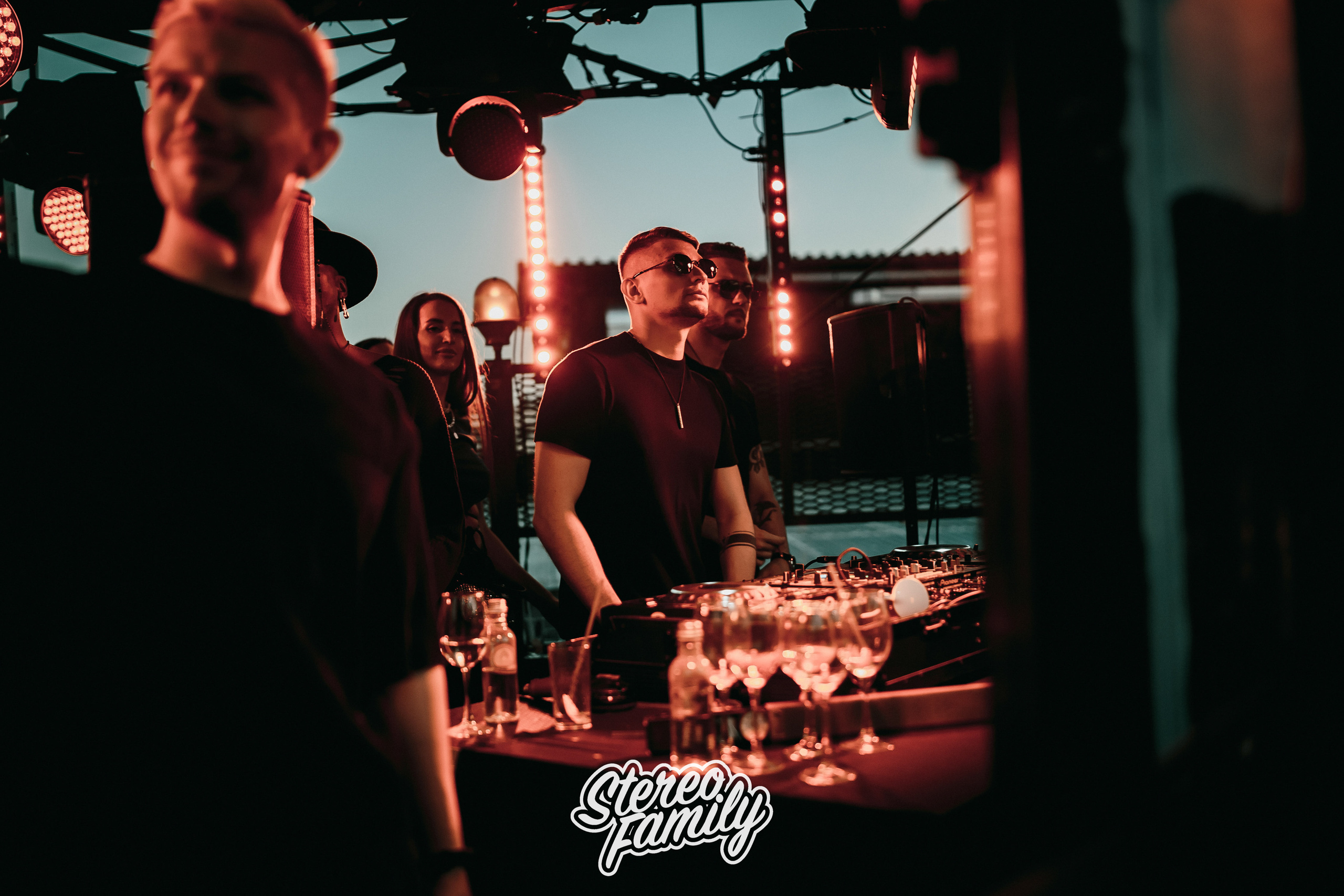 Stereoporno at Fantomas Rooftop. Репортажный (клубный) фотограф в Москве