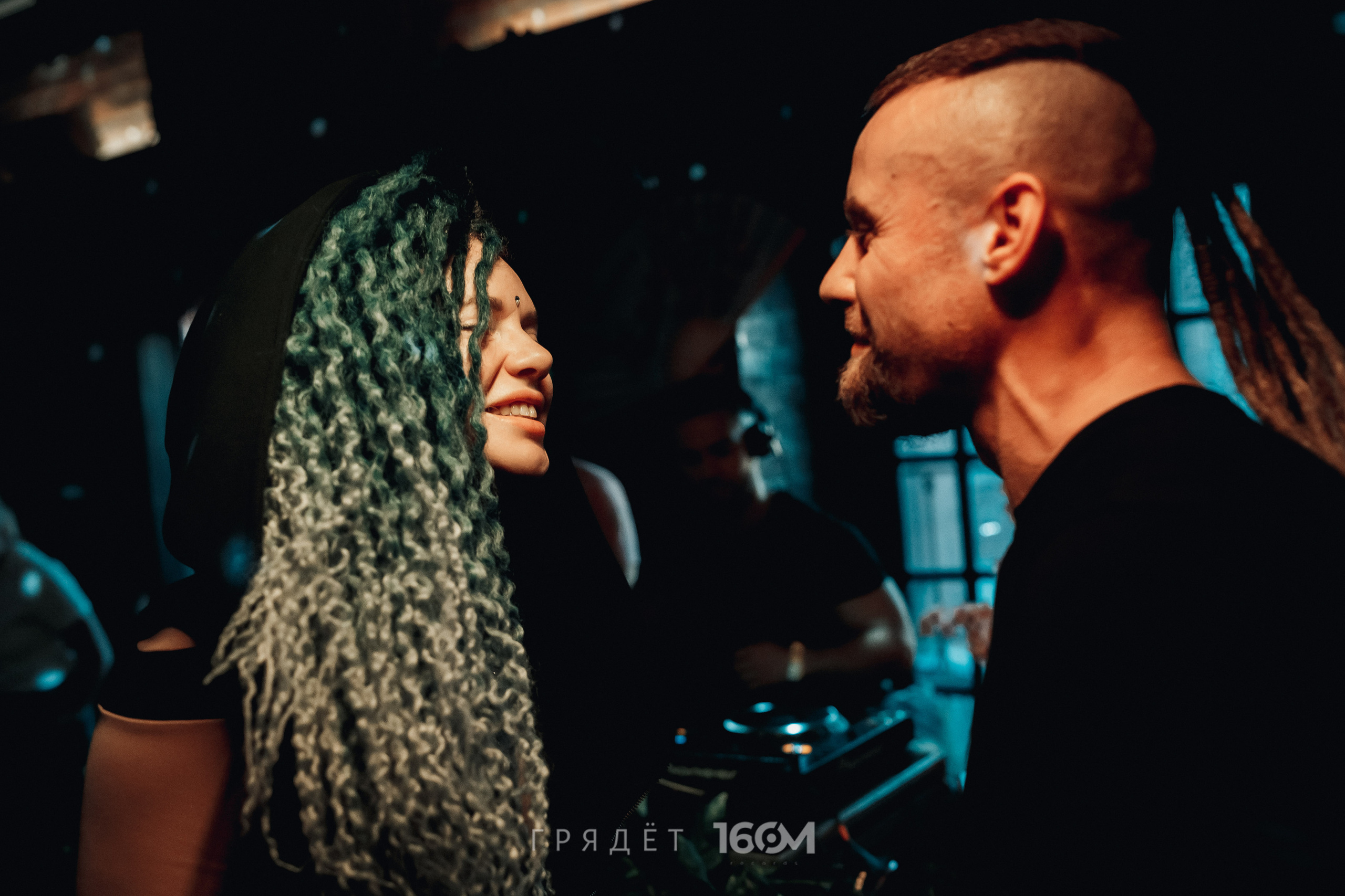 16 Om & Gryadet. Репортажный (клубный) фотограф в Москве