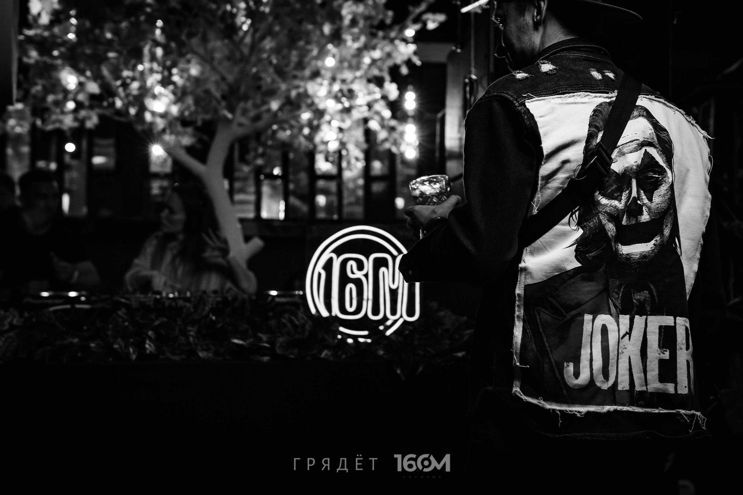 16 Om & Gryadet. Репортажный (клубный) фотограф в Москве