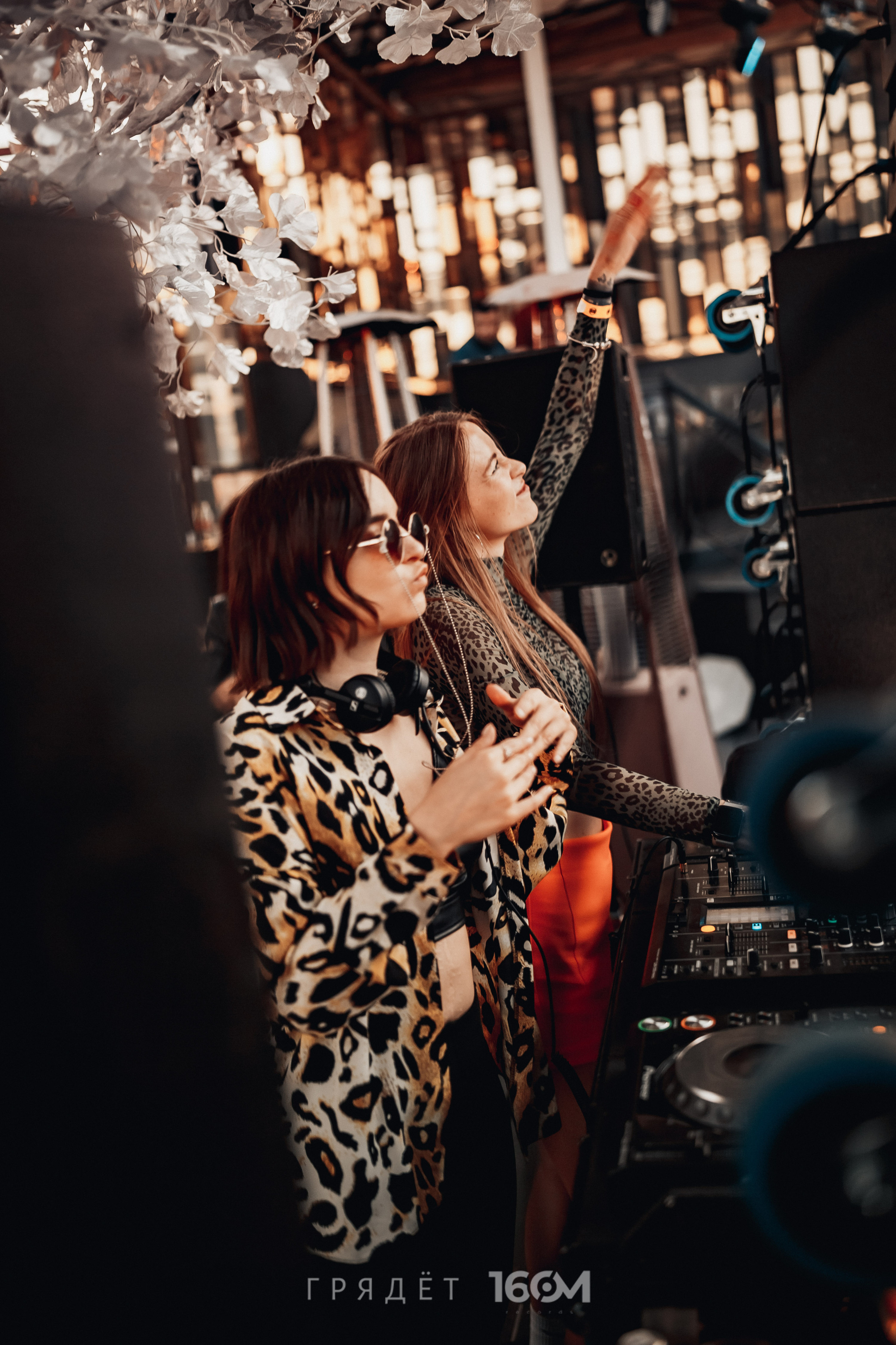 16 Om & Gryadet. Репортажный (клубный) фотограф в Москве