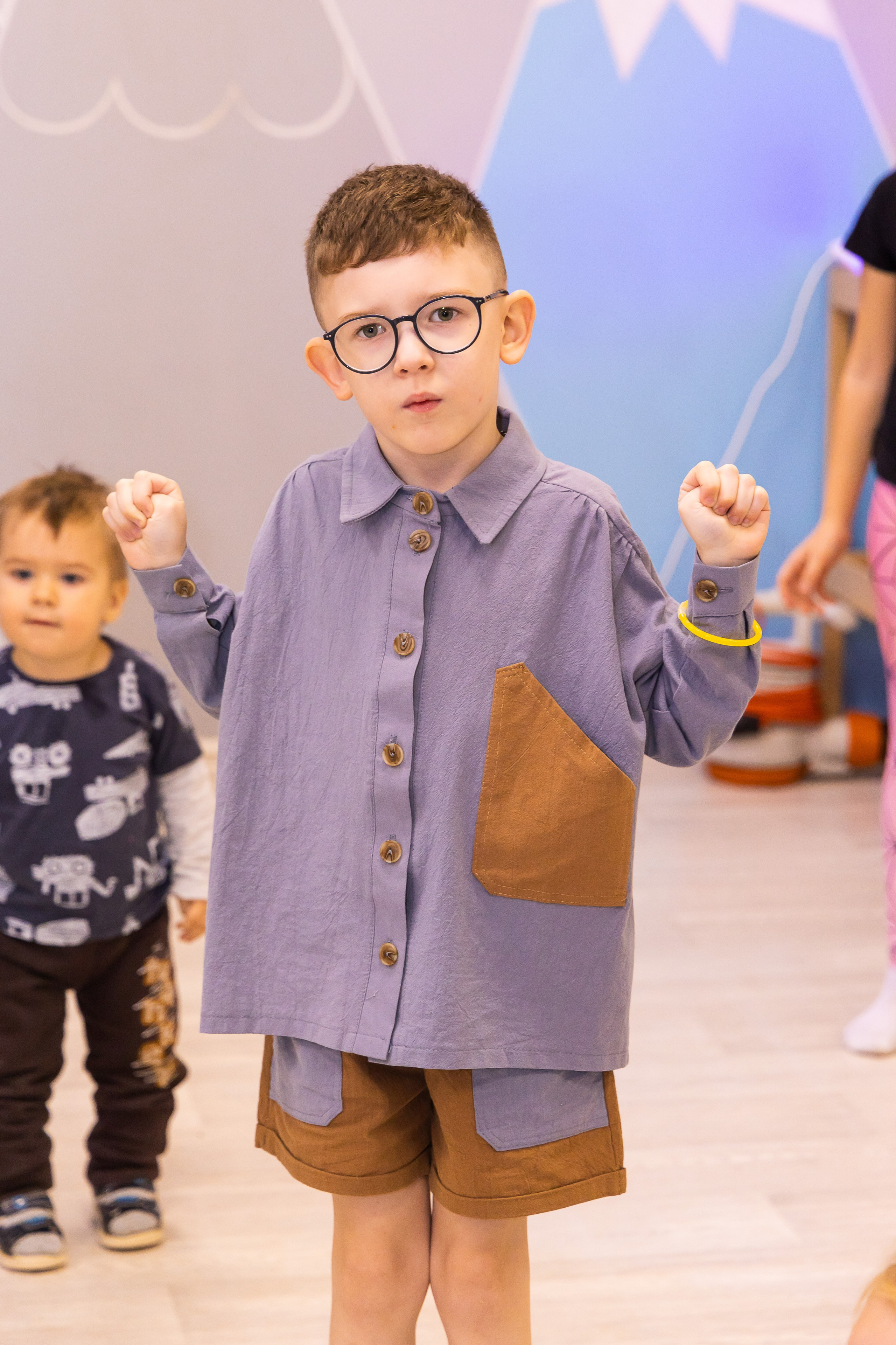 Неоновое День рождения. Семейный и детский фотограф в городе Подолск МО Крылова Ирина