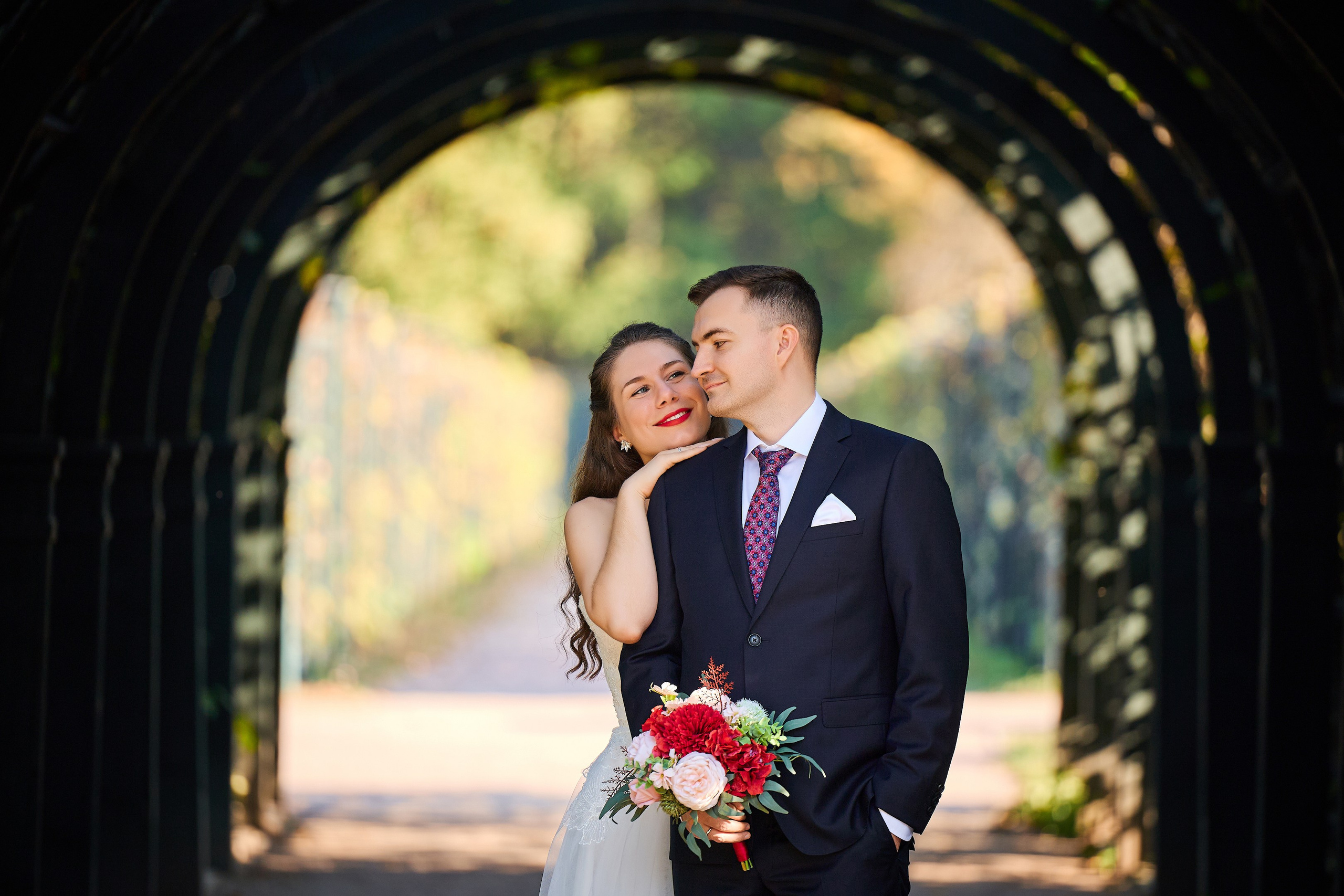 Свадебная фотосессия в Кусково. Свадебный фотограф Сергей Колбинский