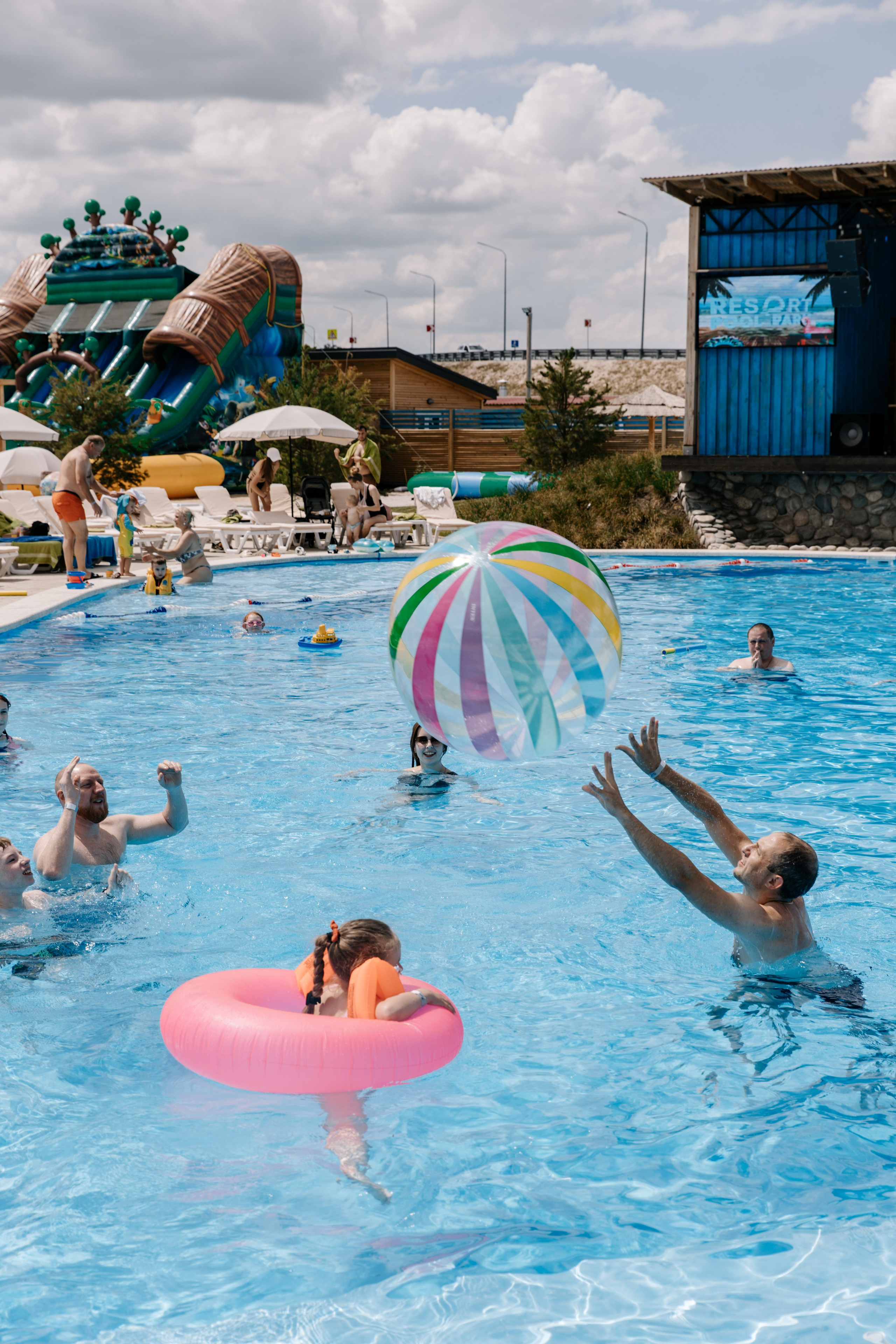01.06.2024 Открытие бассейна Resort Pool Park. Профессиональный фотограф Юнаковская Оксана