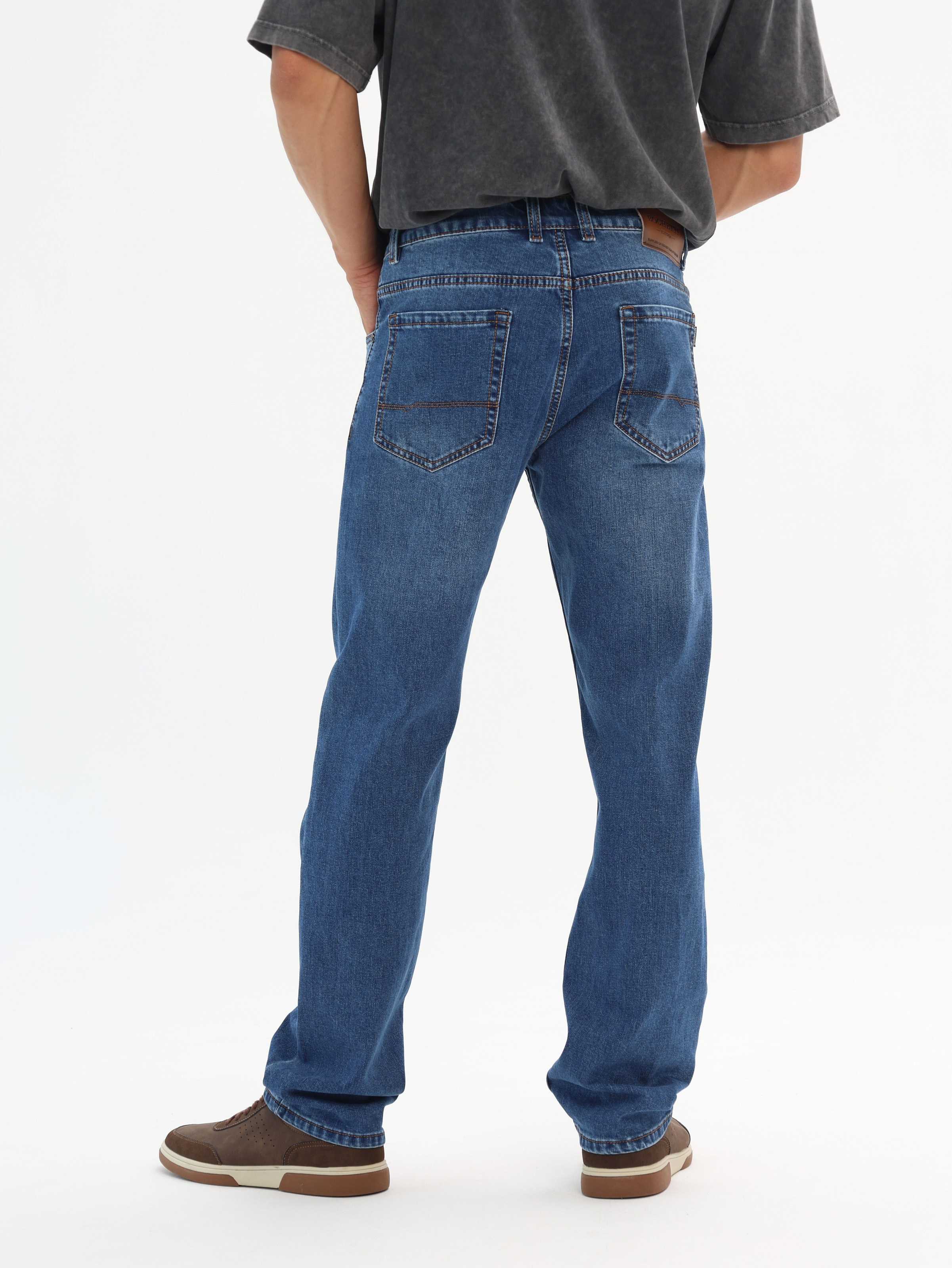 Каталожные фото одежды, сборные съемки для маркетплейсов Вайлдберриз, Новосибирск. Съемка фото и видео для маркетплейсов Вайлдберриз, Озон в Новосибирске