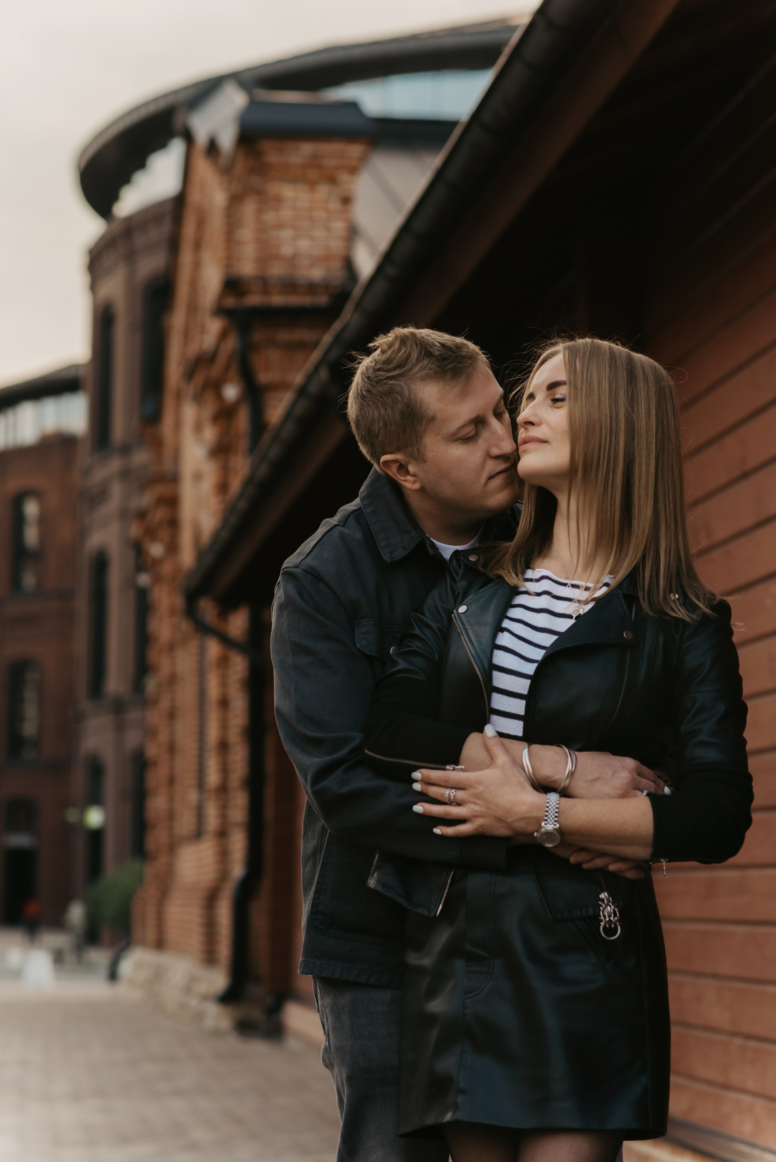 Лав стори фотосессия в Москве. Фотограф Москва: тематическая фотосессия с подбором образа