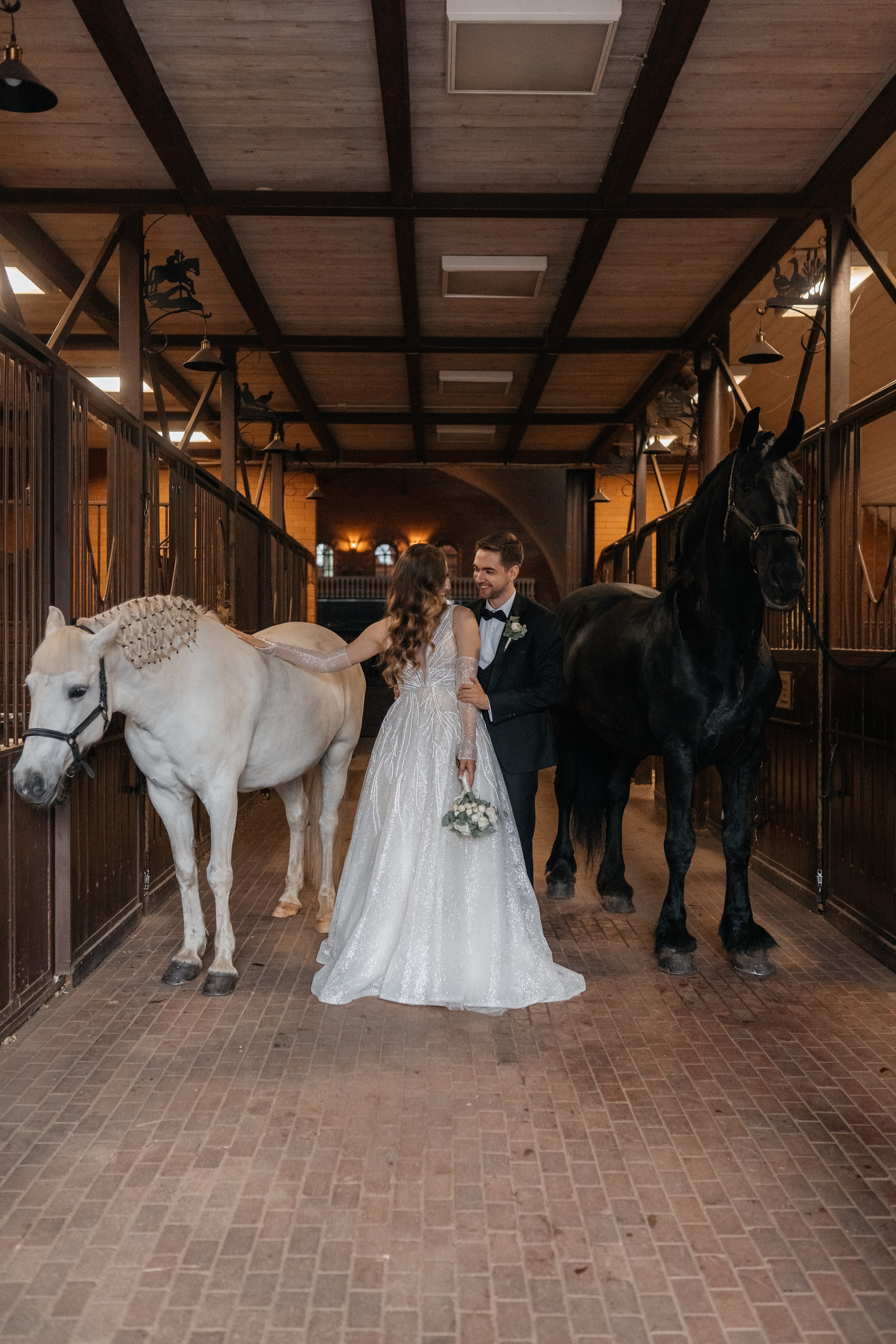 Fewhorses «Рыцарская свадьба». Семейный и свадебный фотограф в Москве Виктория Махова