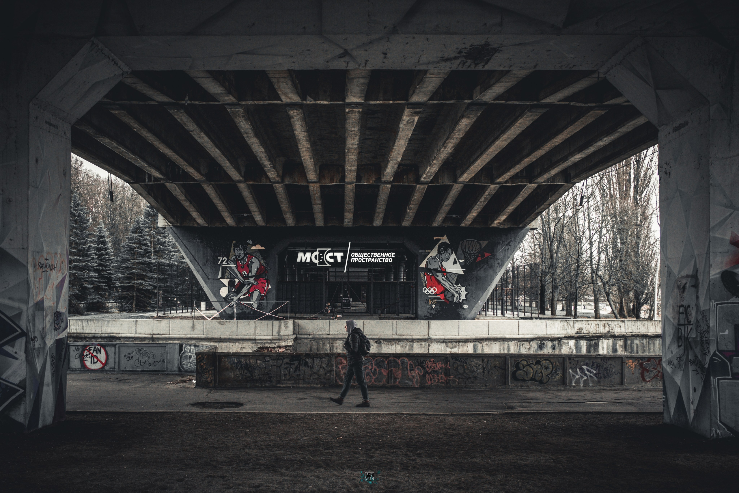 Koenigsberg. M. Neizvestniy — уличная и спортивная фотография