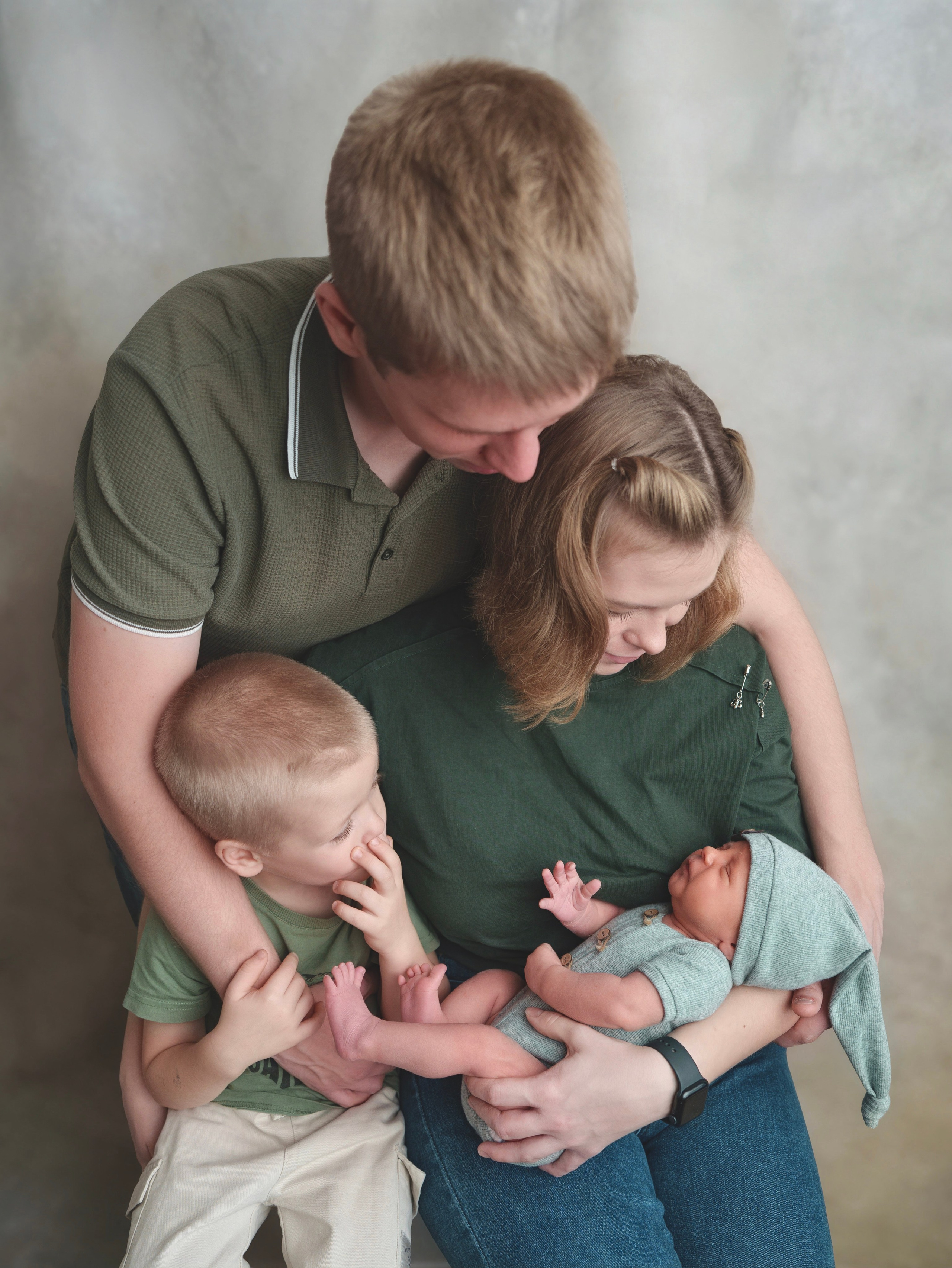 ✨. Профессиональный фотограф новорожденных Тверь