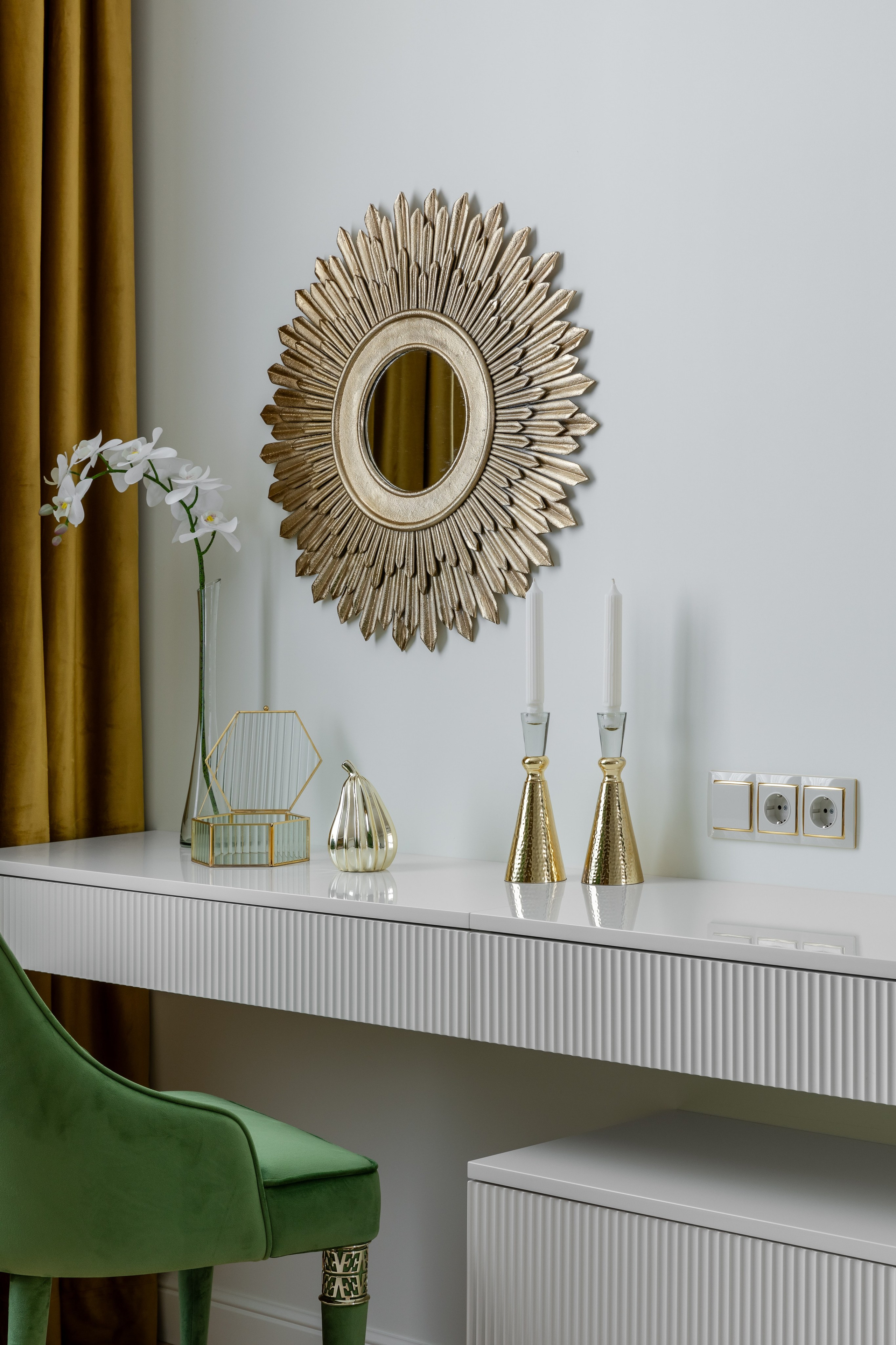 Дизайн проект Екатерины Бондаревой @atmosfera_sochi_studio_ Трехкомнатная квартира в ЖК "Фрукты". Интерьерный фотограф Москва