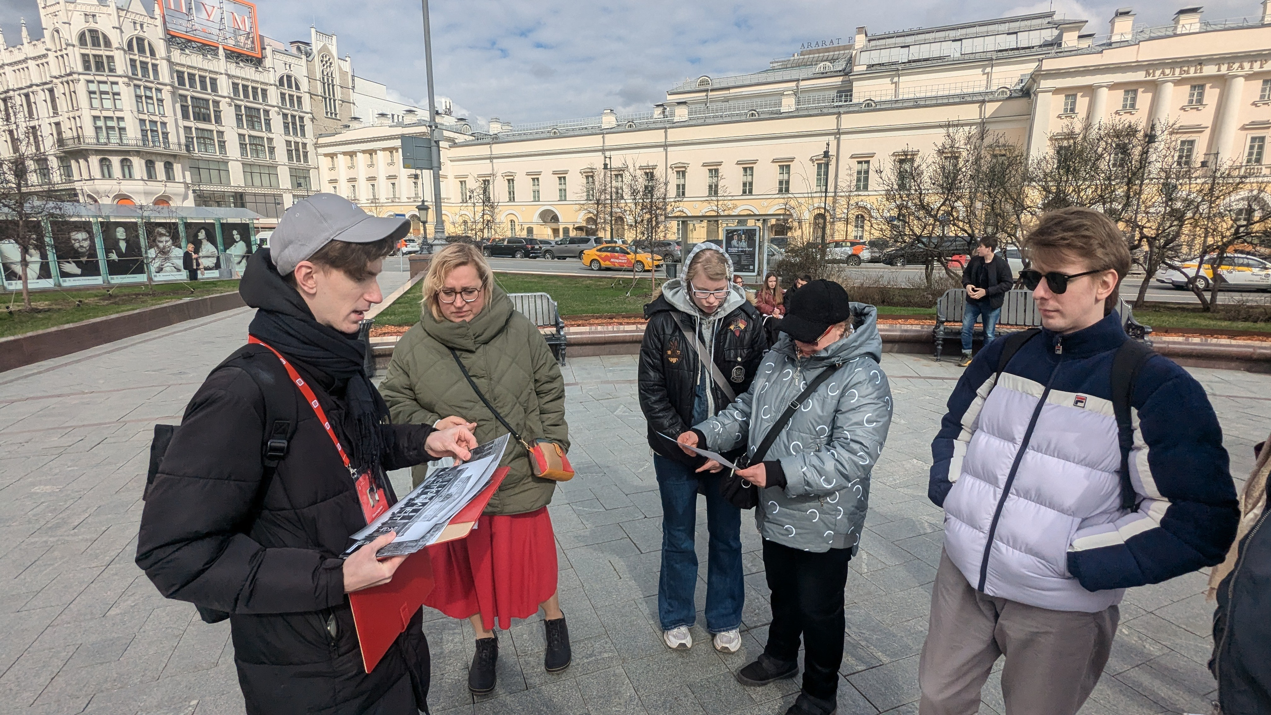 Серафим Гончаров  - аттестованный экскурсовод по Москве. П&П — Полезное с Приятным. Фотоэкскурсии — Москва на память. Экскурсовод и фотограф в Москве. Увези столицу в своём альбоме!