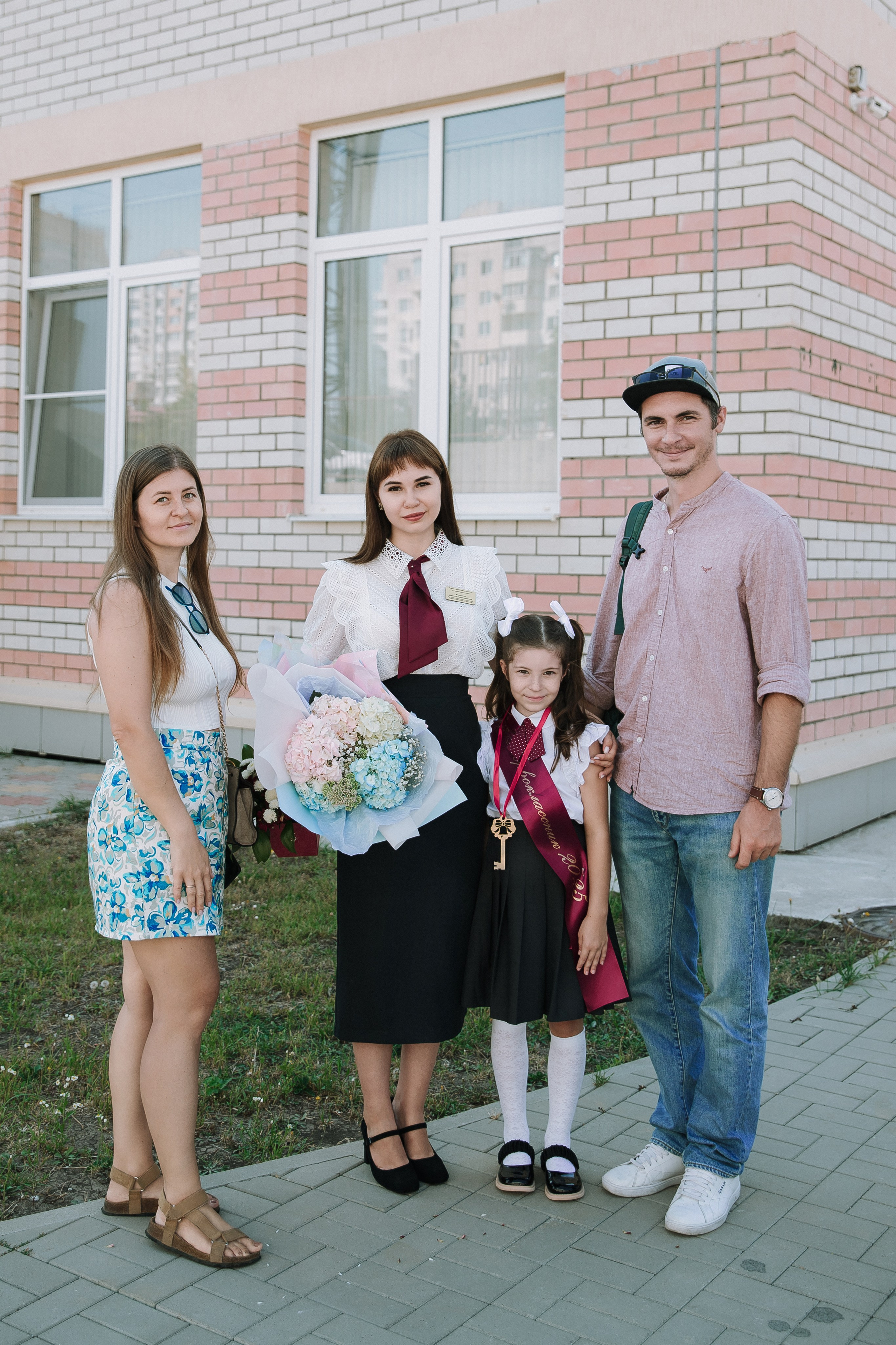 1 класс 11 школа. Выпускные альбомы Натальи Бутко: Новороссийск, Анапа, Геленджик