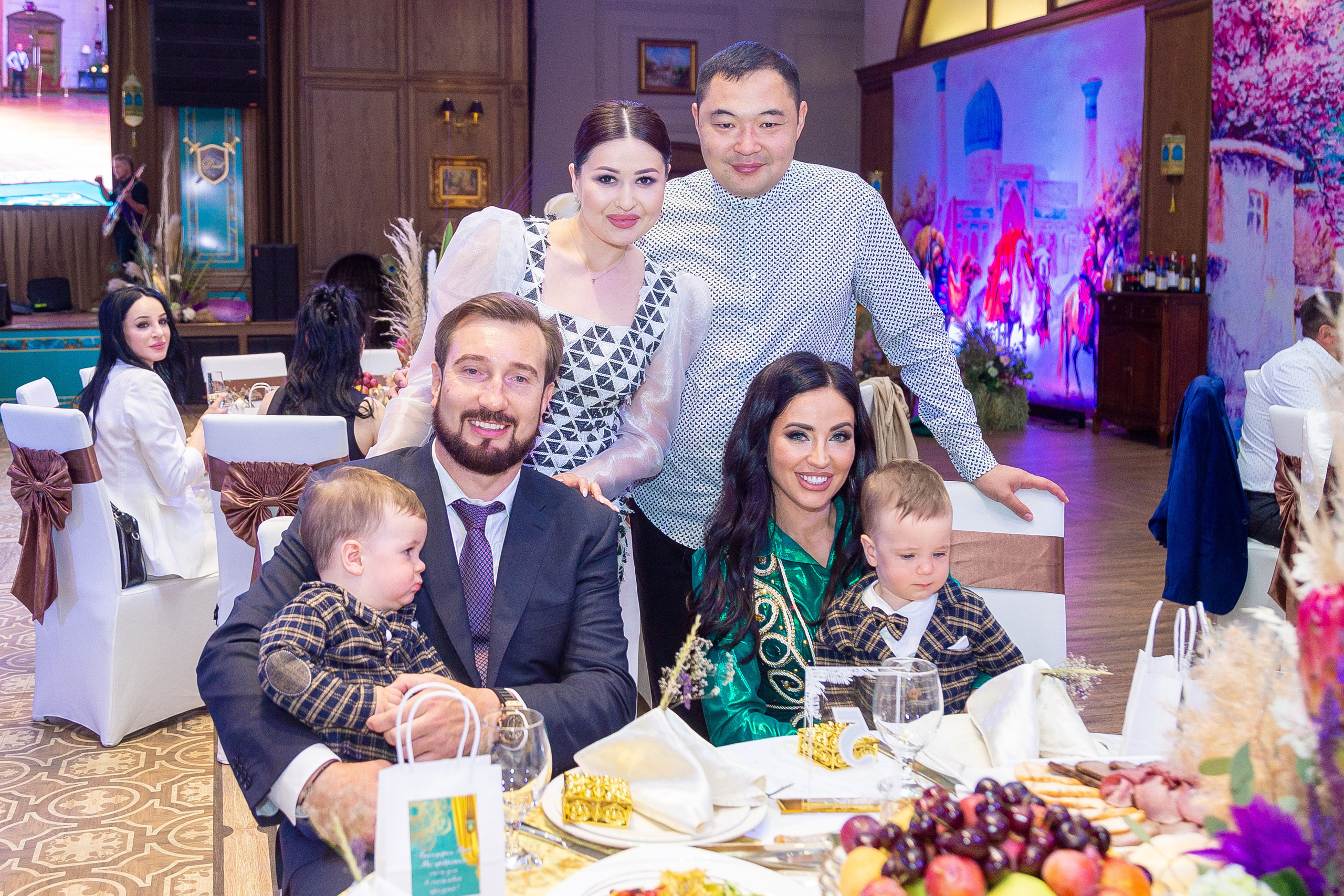 Лео и Давид годик. Свадебный фотограф в Алматы Айгерим Верба