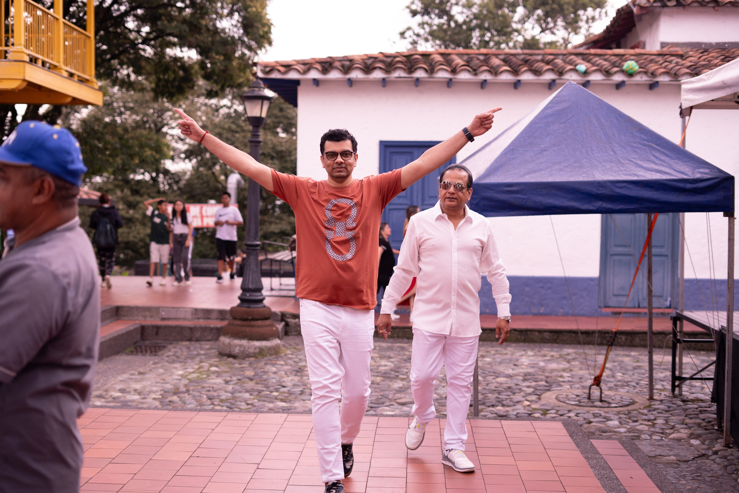 Bachelor party / One day in Medellin. Wedding Photographer in Barcelona and Medellin