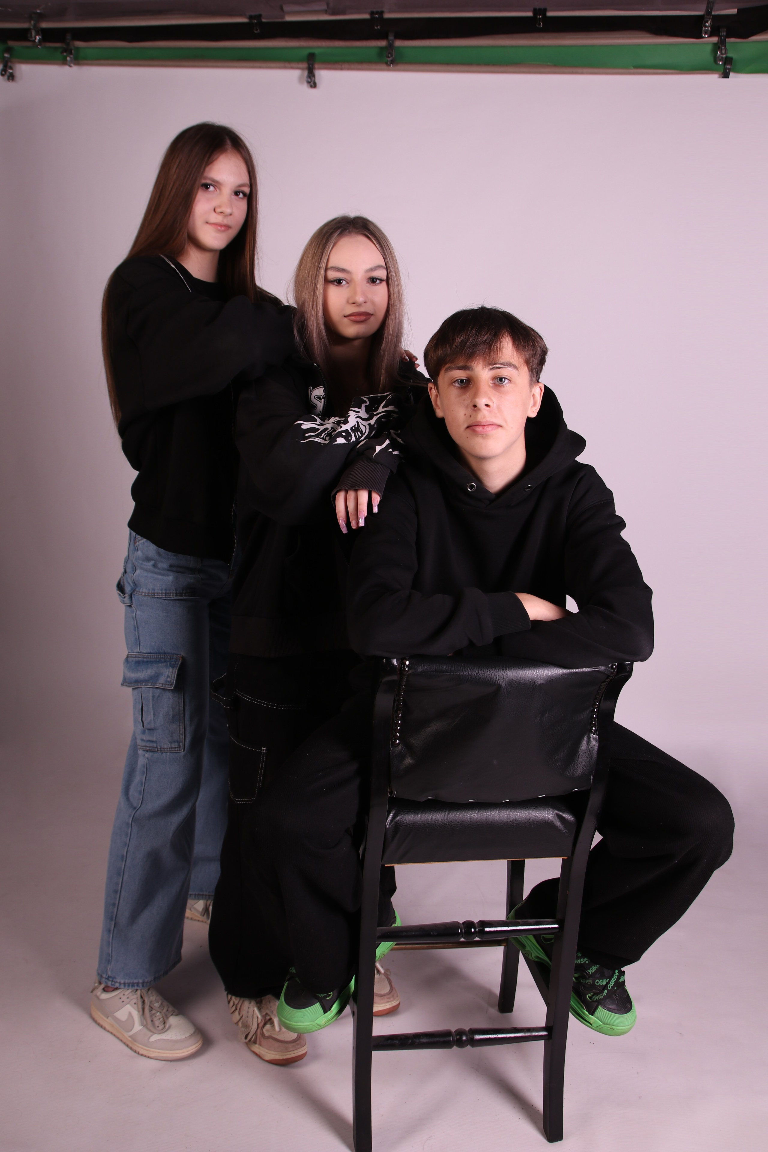 Школьная съемка для дальнейшего альбома. Фотограф фотосалон SO! photo&video город Находка Приморский край