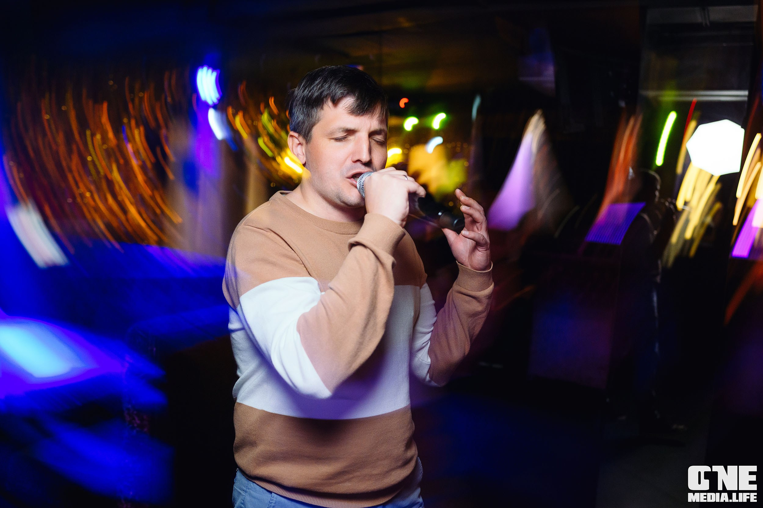 Фоторепортаж из караоке-клуба Эйфория. One Media Life: фоторепортажи, фотоотчеты с мероприятий и заведений