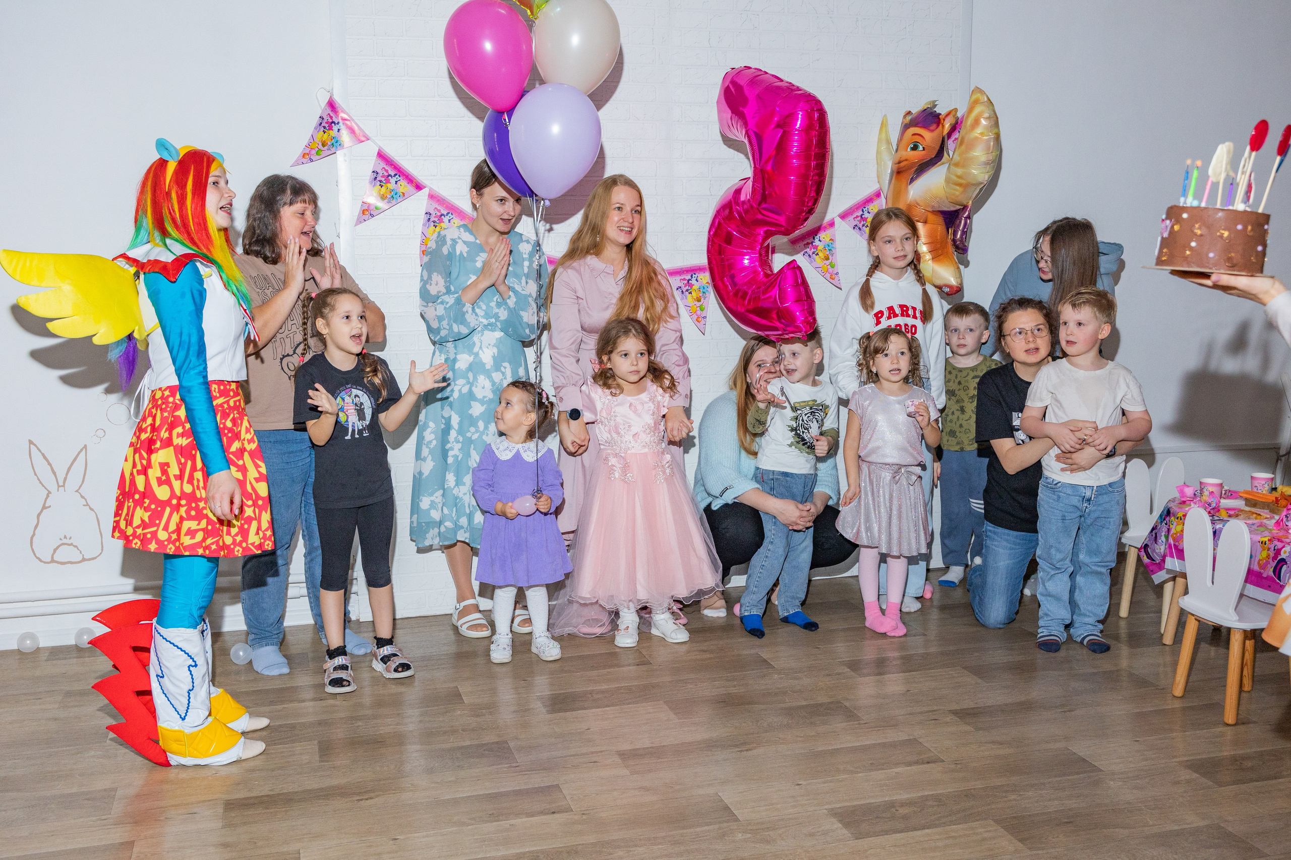 День Рождение Есении в Rabbit Holl. Выпускные альбомы во Владивостоке