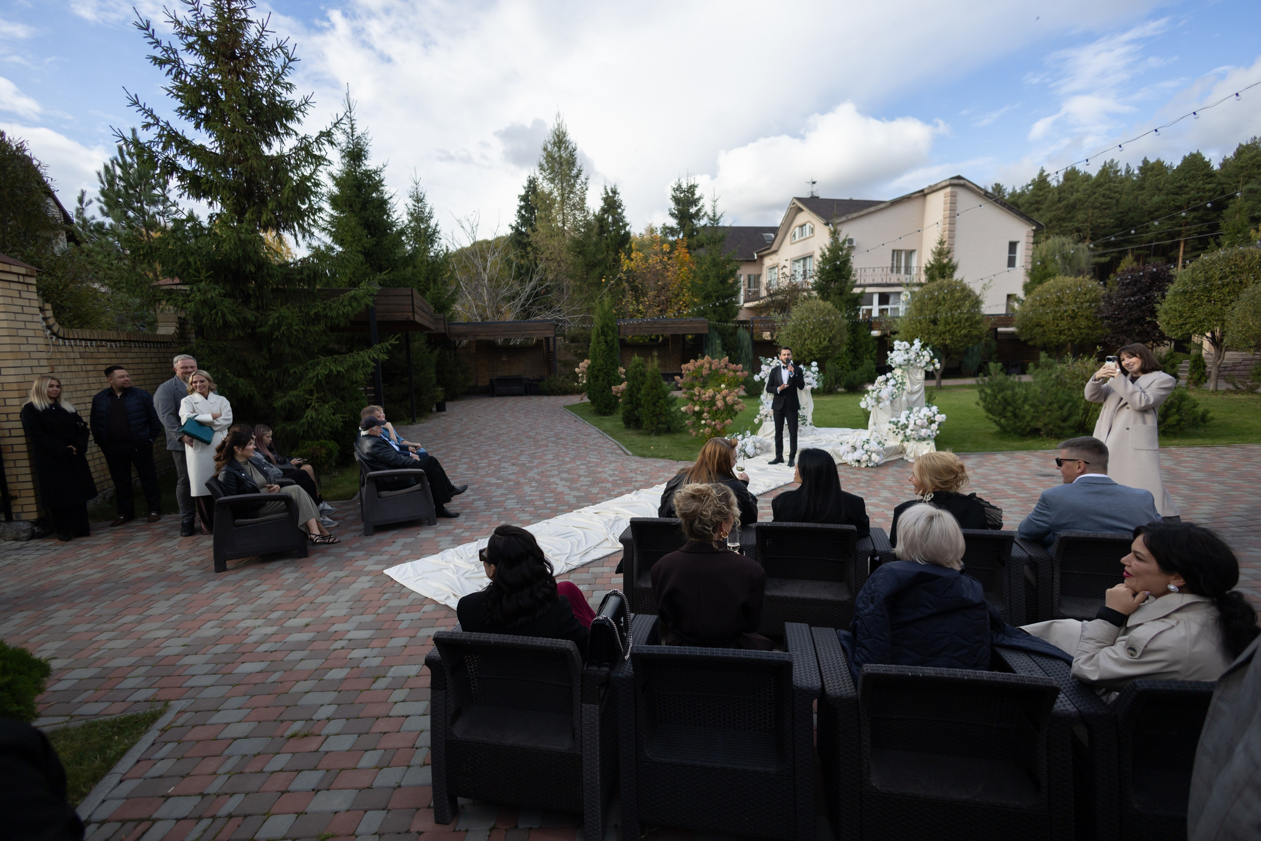 Leonid & Olga. Фотограф свадебный, репортажный, индивидуальный, фото для маркетплейсов, брендов, автосалонов