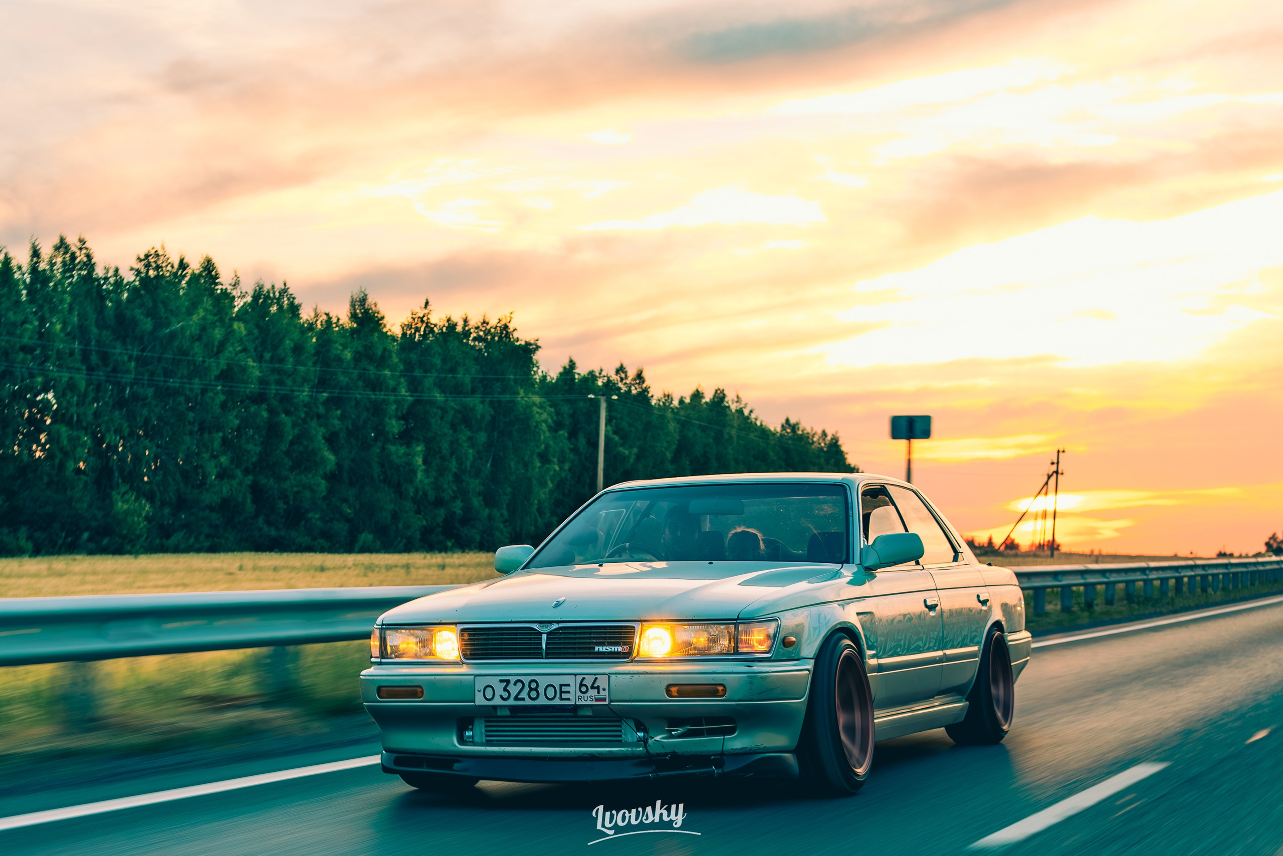 Supra X Laurel. Camera motor