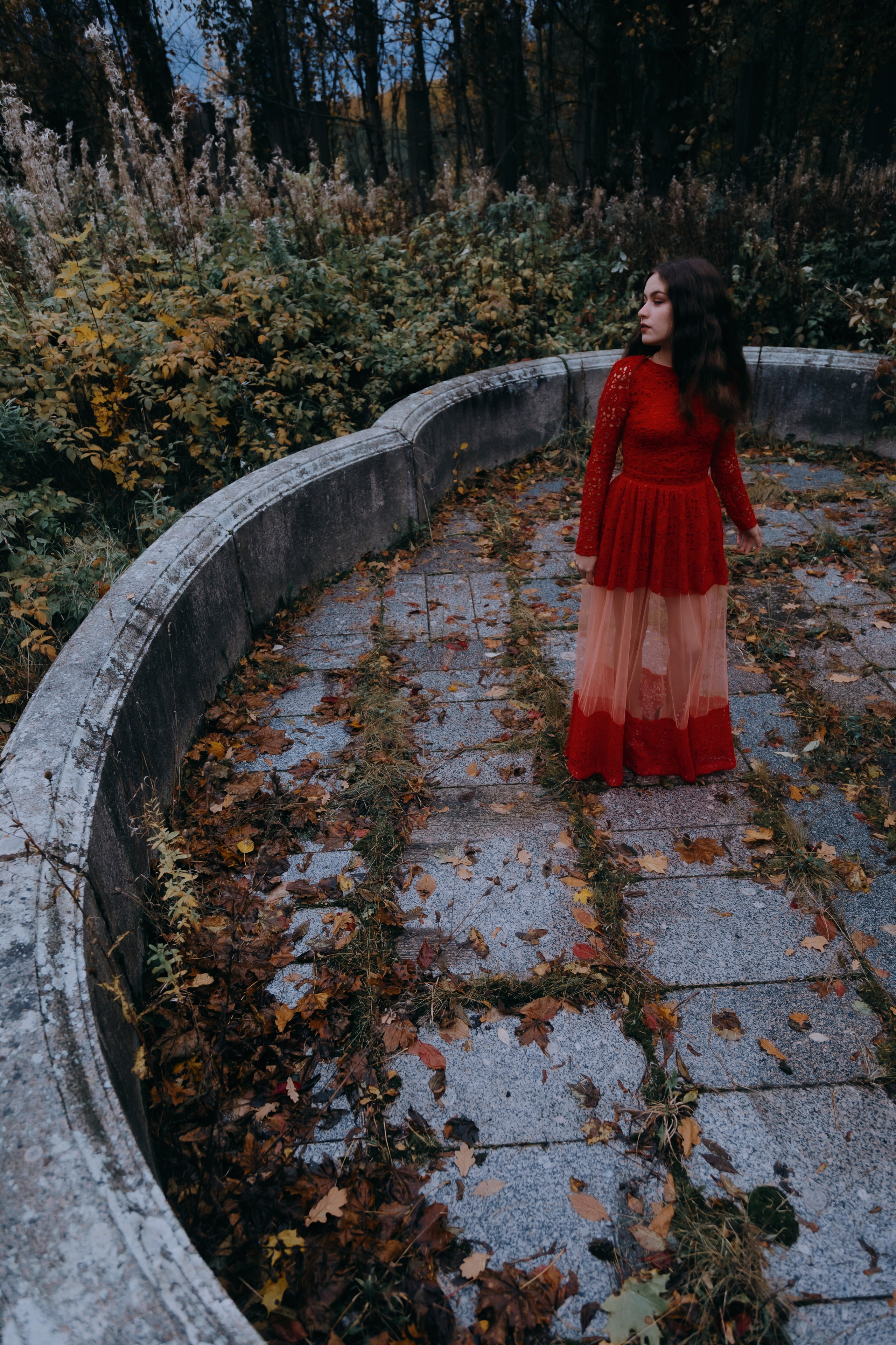 В заброшенной усадьбе. Креатор Ольга Яш