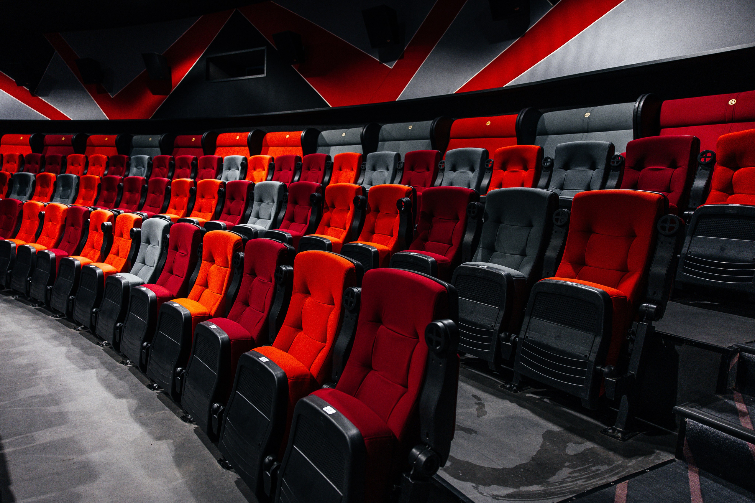 Кинотеатр Другар. Самый свадебный фотограф