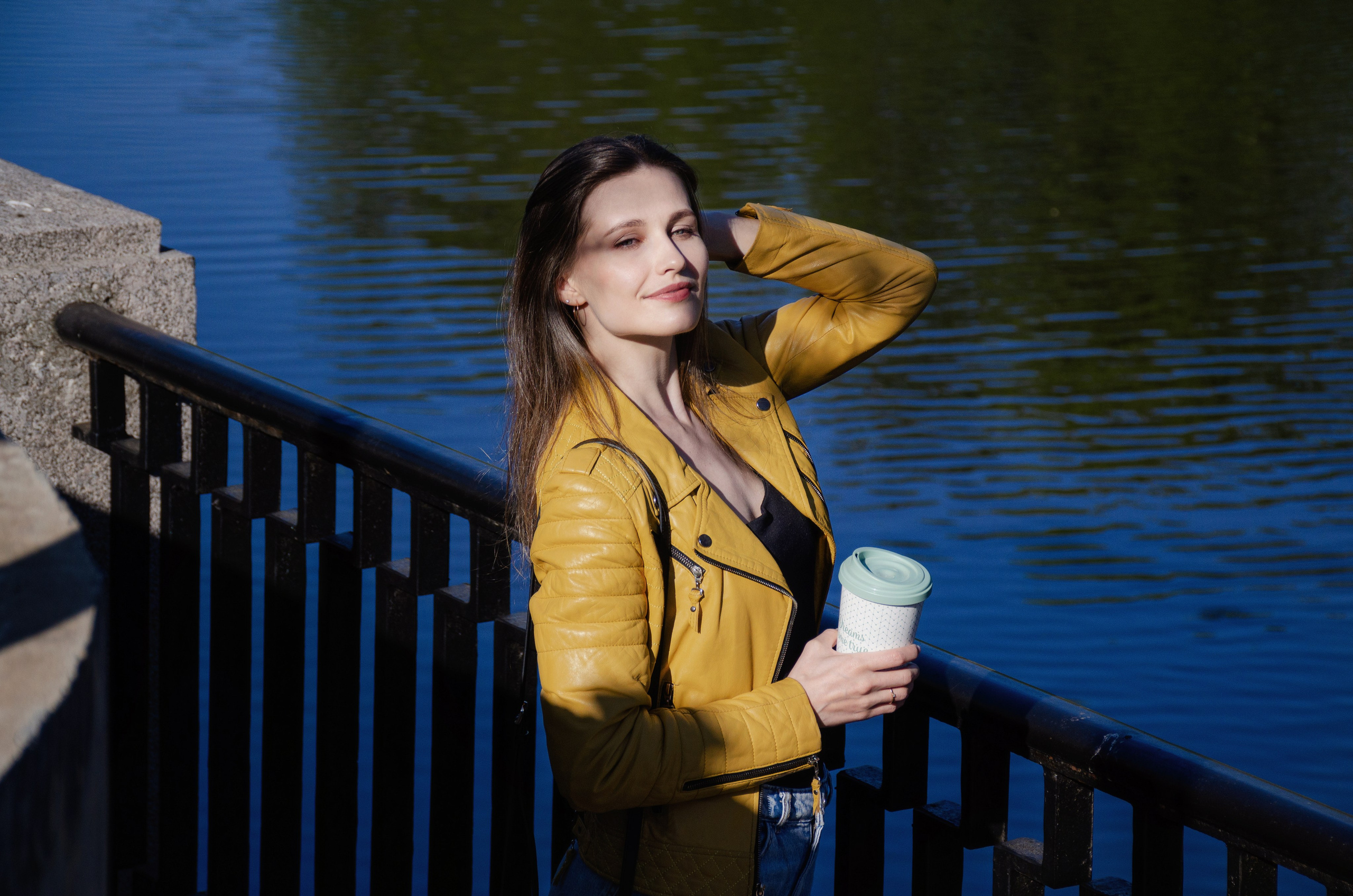 Фотопрогулка с В. Портретный и репортажный фотограф в Санкт-Петербурге Варвара Жукова