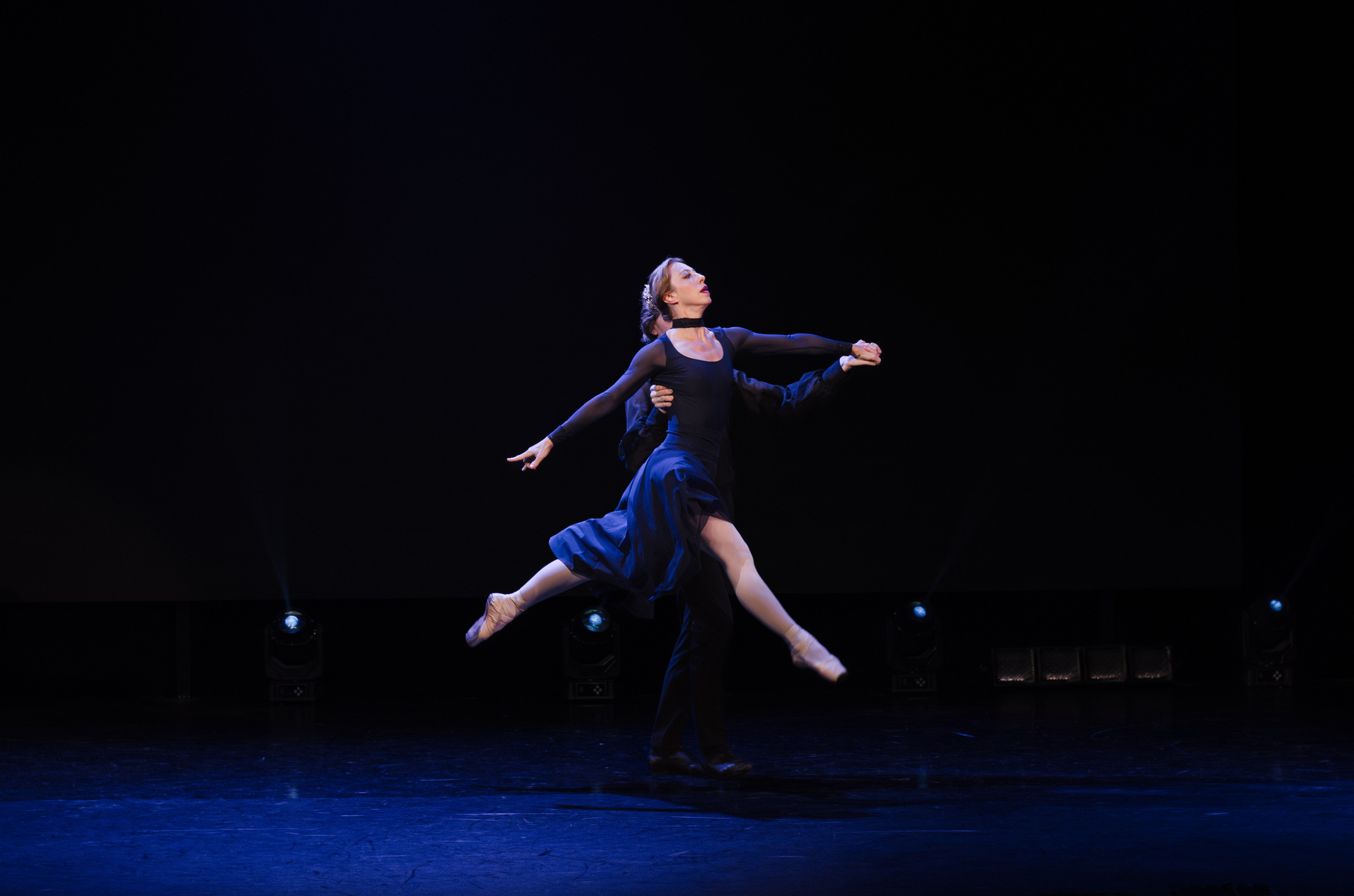 Гала-концерт Всероссийского фестиваля любительского балета Aurora PRIX — 2025. Портретный и репортажный фотограф в Санкт-Петербурге Варвара Жукова