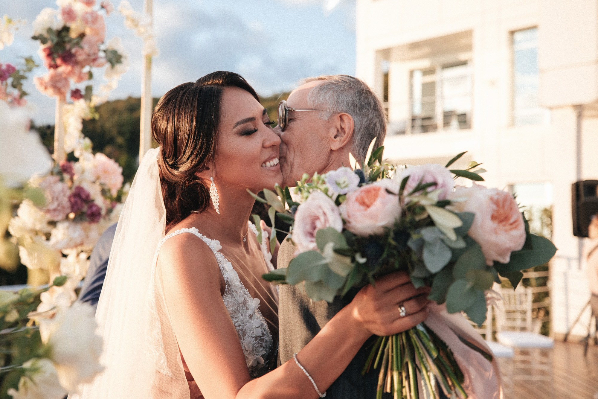 Свадебная фотосессия на вилле в Сочи. Свадебный, репортажный фотограф Дмитрий Макарченко