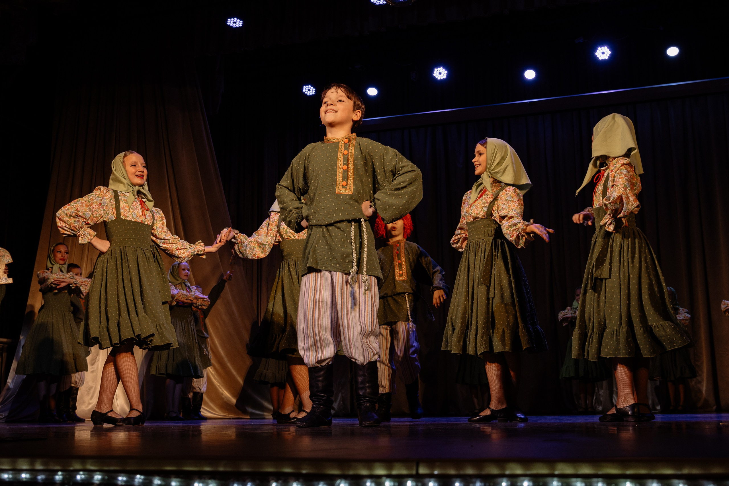 Сибирские узоры ДК Ефремова. Фотограф Юлия Мальцева