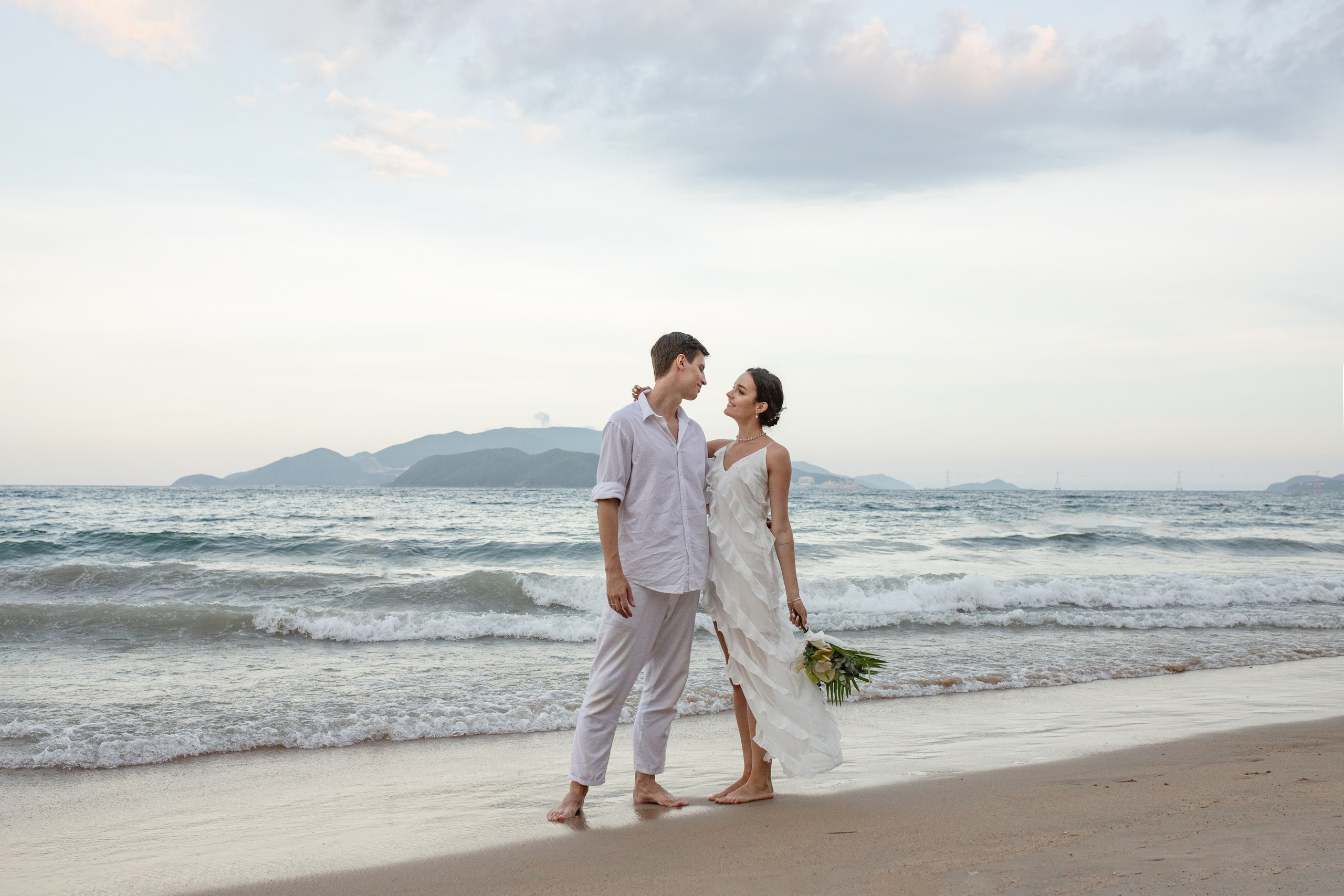 Владислав и Милена у моря. Главная