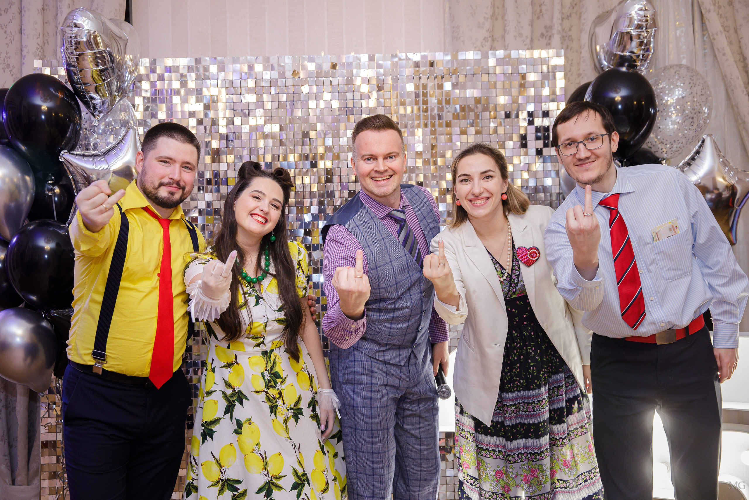 Дарина и Стиляги. Маша Гонтарь Семейный домашний репортажный фотограф в Санкт-Петербурге