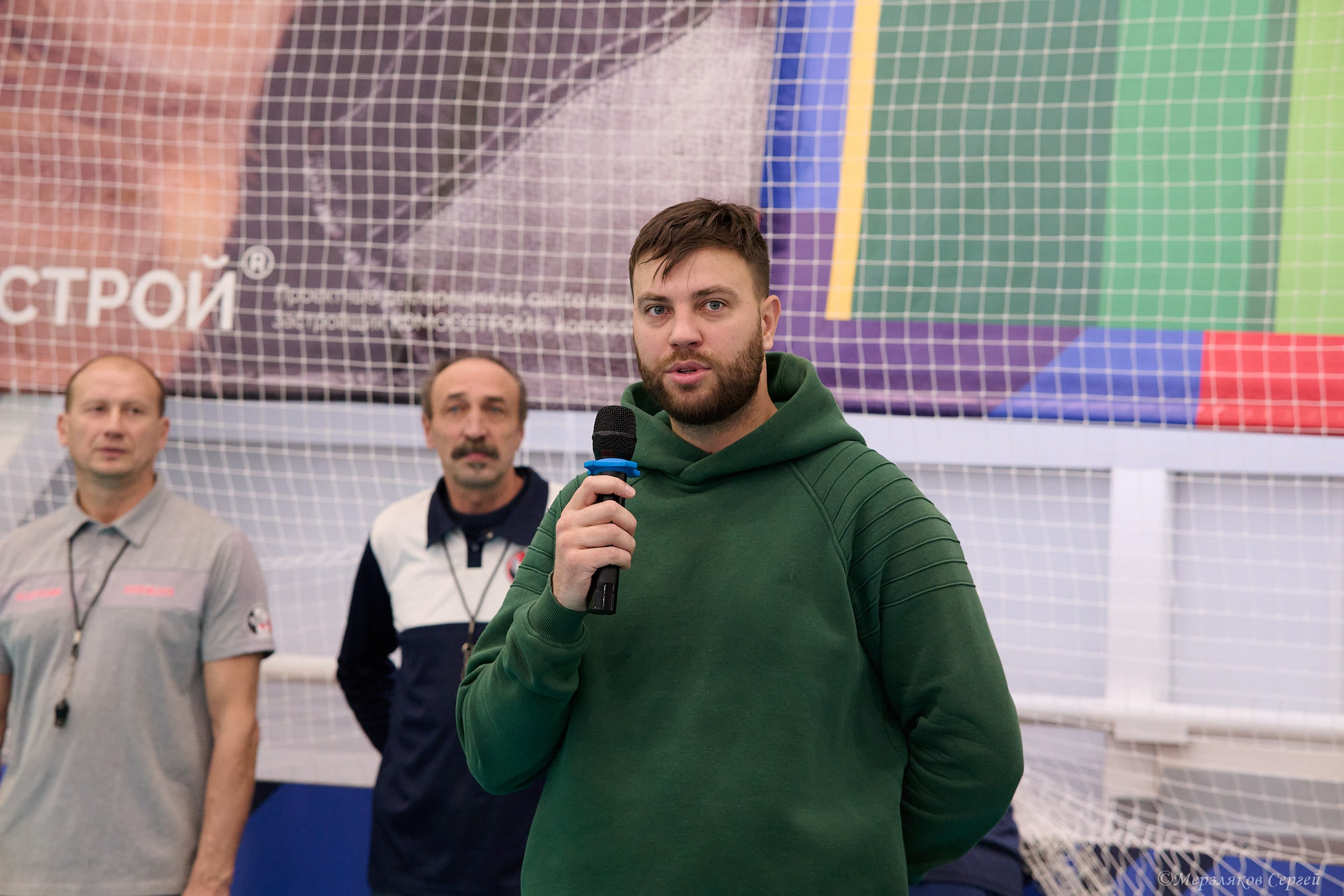 Новогодний волейбольный турнир. Ижевск. 16.12.23. Спортивный репортажный фотограф в Ижевске Сергей Мерзляков