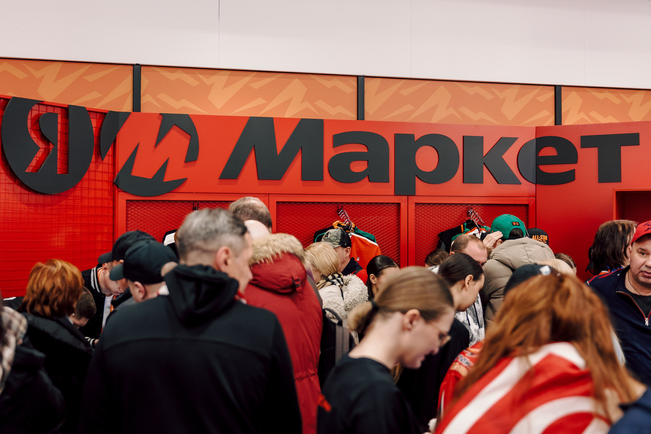 Fonbet All Star Week x Яндекс Маркет. Лёшка Варзегов — фотограф