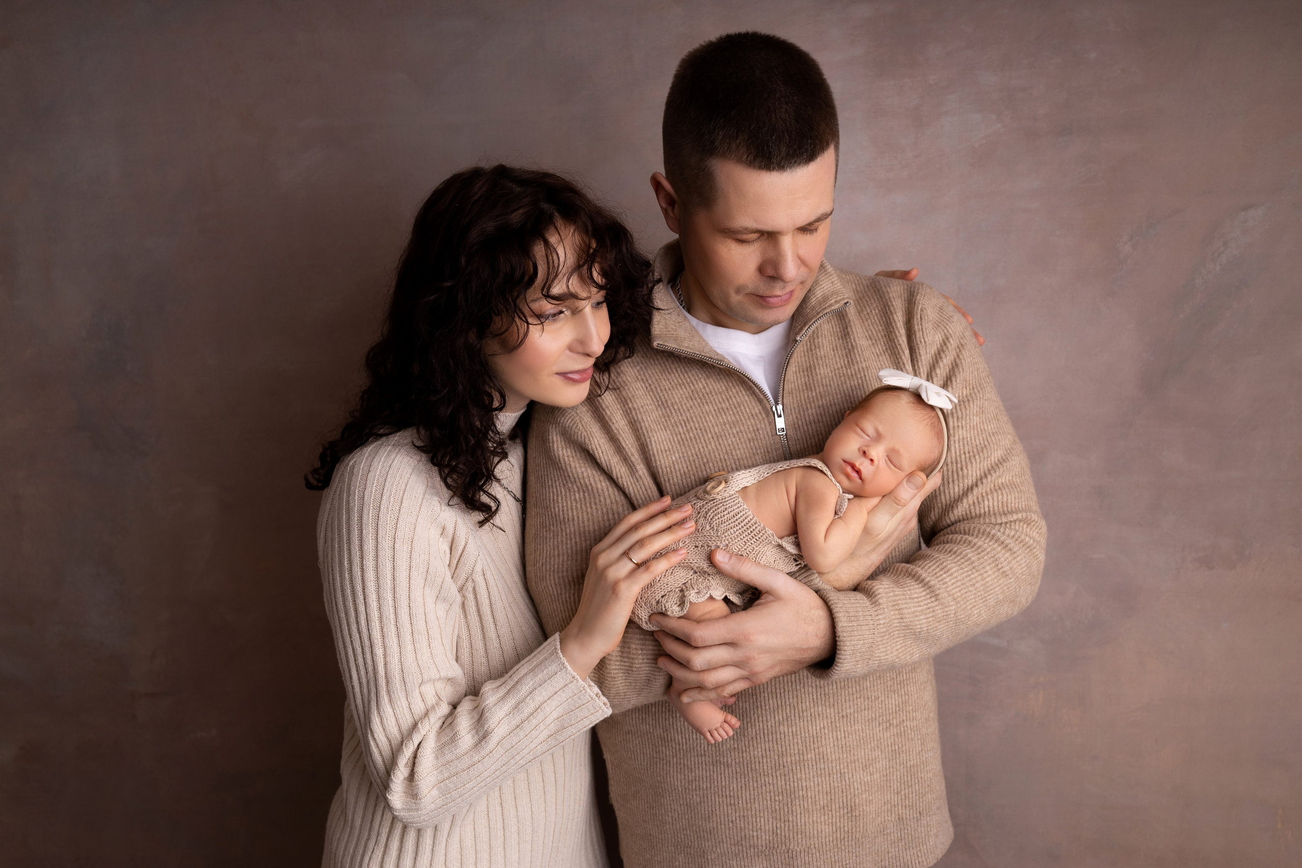 Семейные кадры от Elvira Kamaeva. Фотограф новорожденных малышей в Омске и Омской области Эльвира Камаева