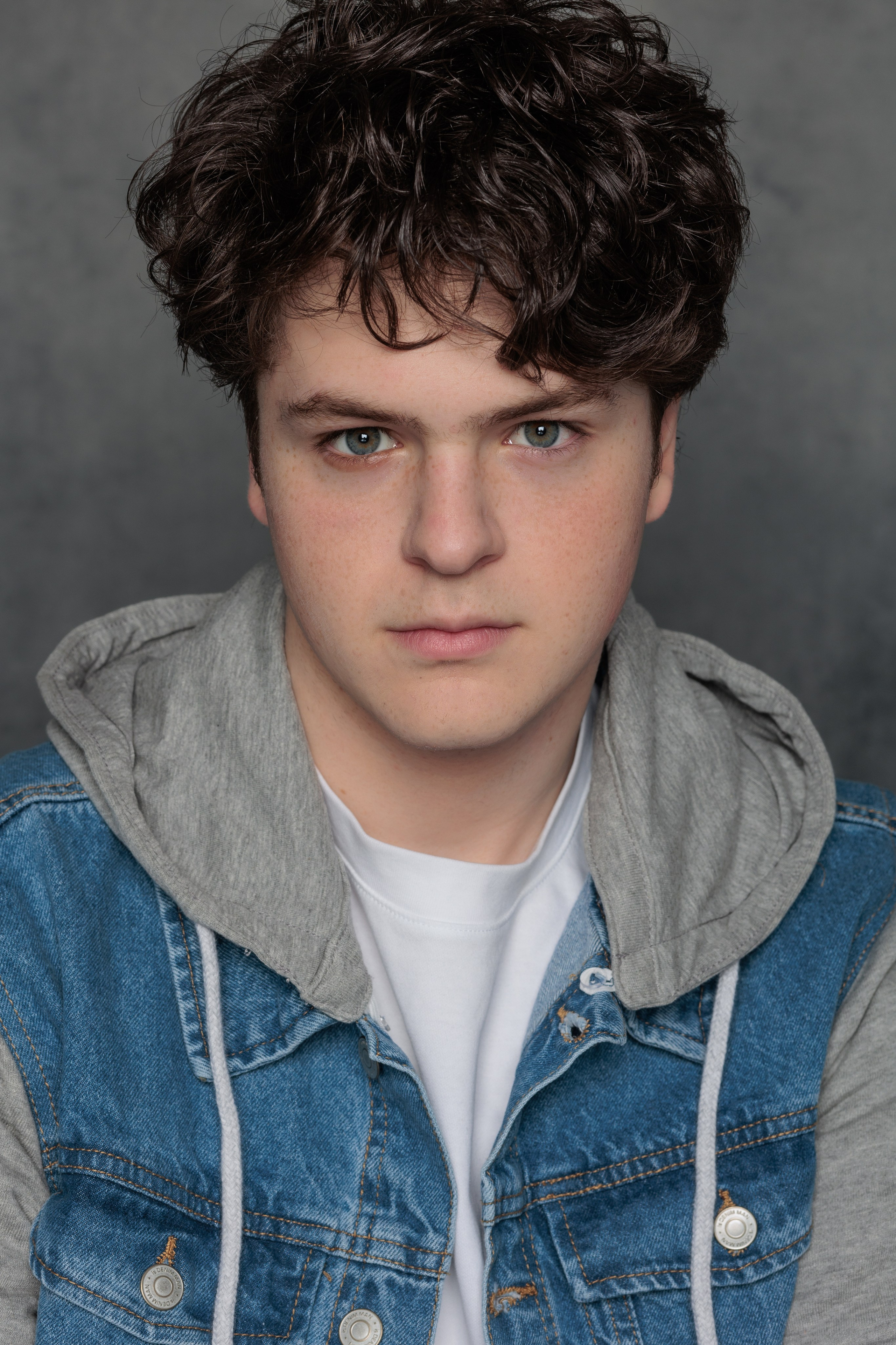 ВЛАД. Я фотограф из Москвы к Вашим услугам