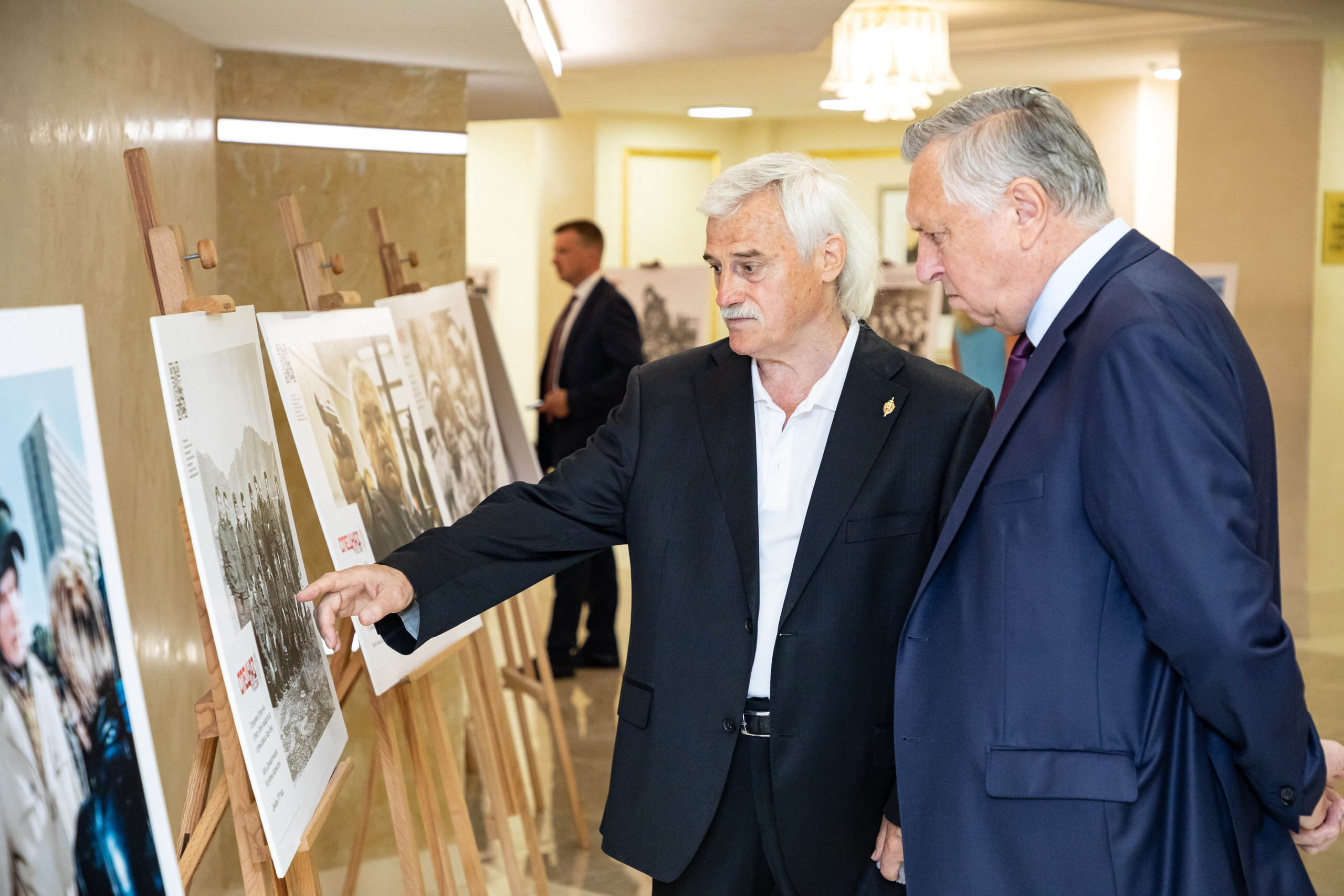 Фотовыставка «Альфы» в Совете Федерации Москва 2024. Фотостудия в Москве LUXARTPHOTO