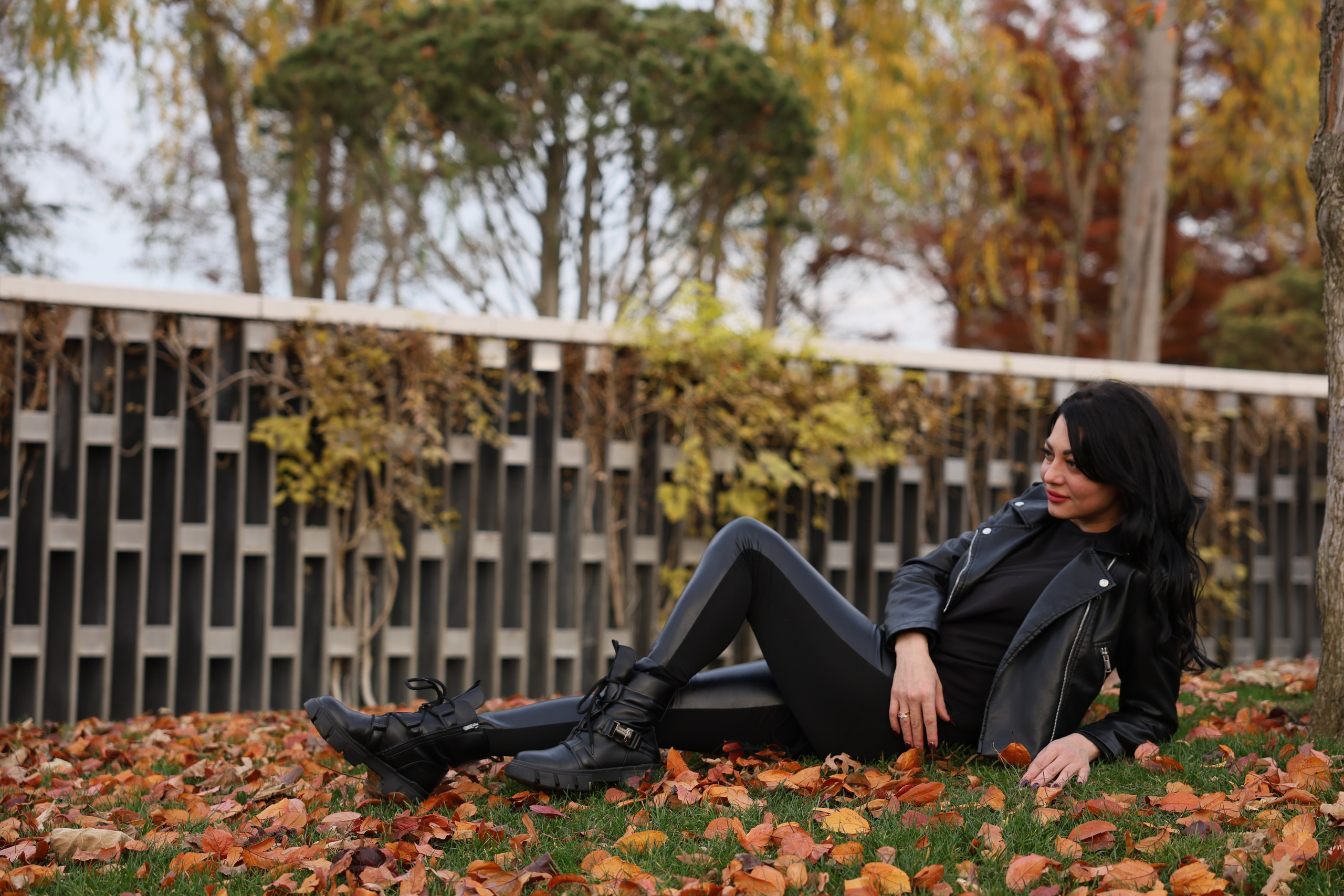 Осень. Профессиональный фотограф и видеооператор