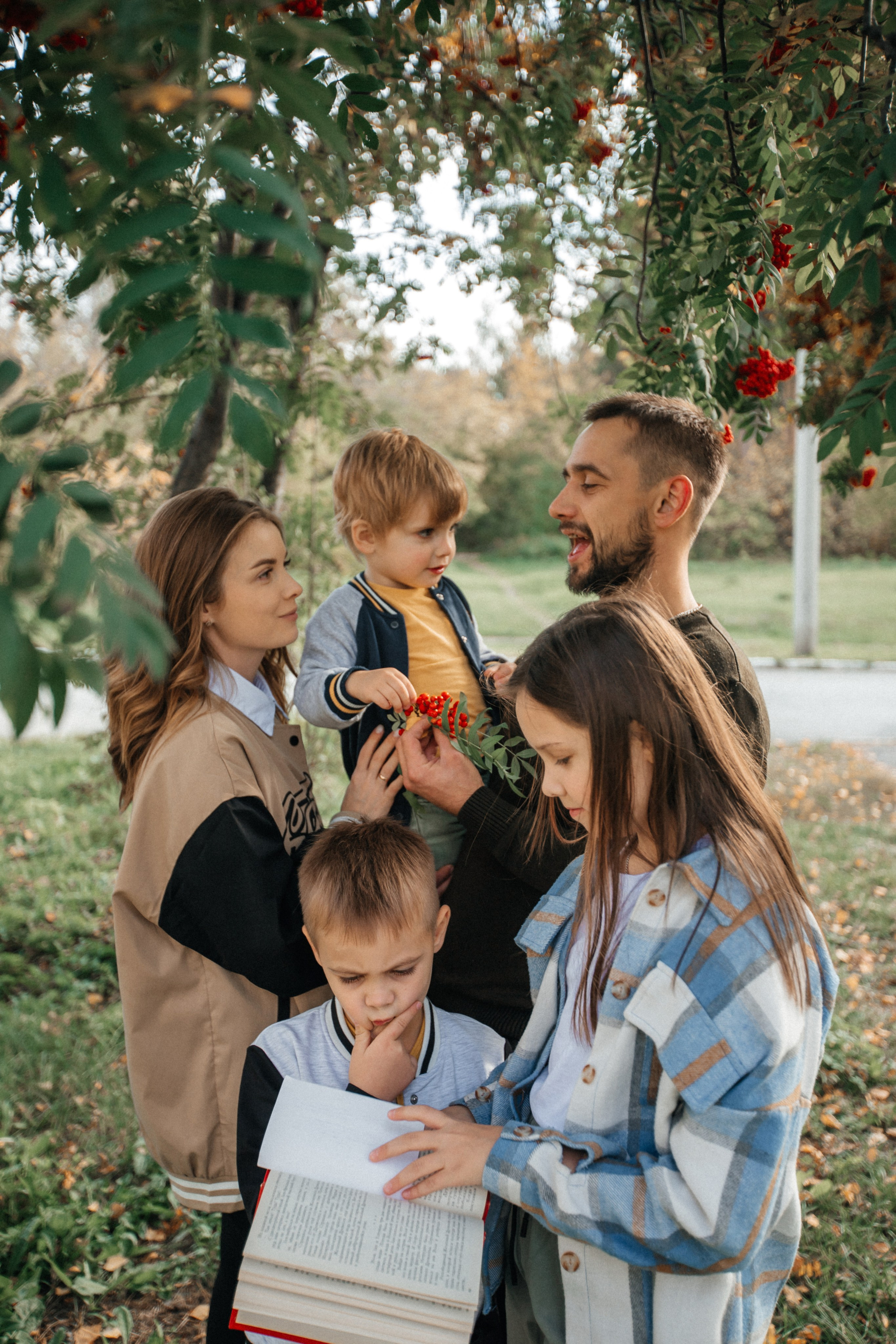Максим Настя Валерия Юра и Матвей. Семейный и детский фотограф в  г. Екатеринбурге Холодова Юлия
