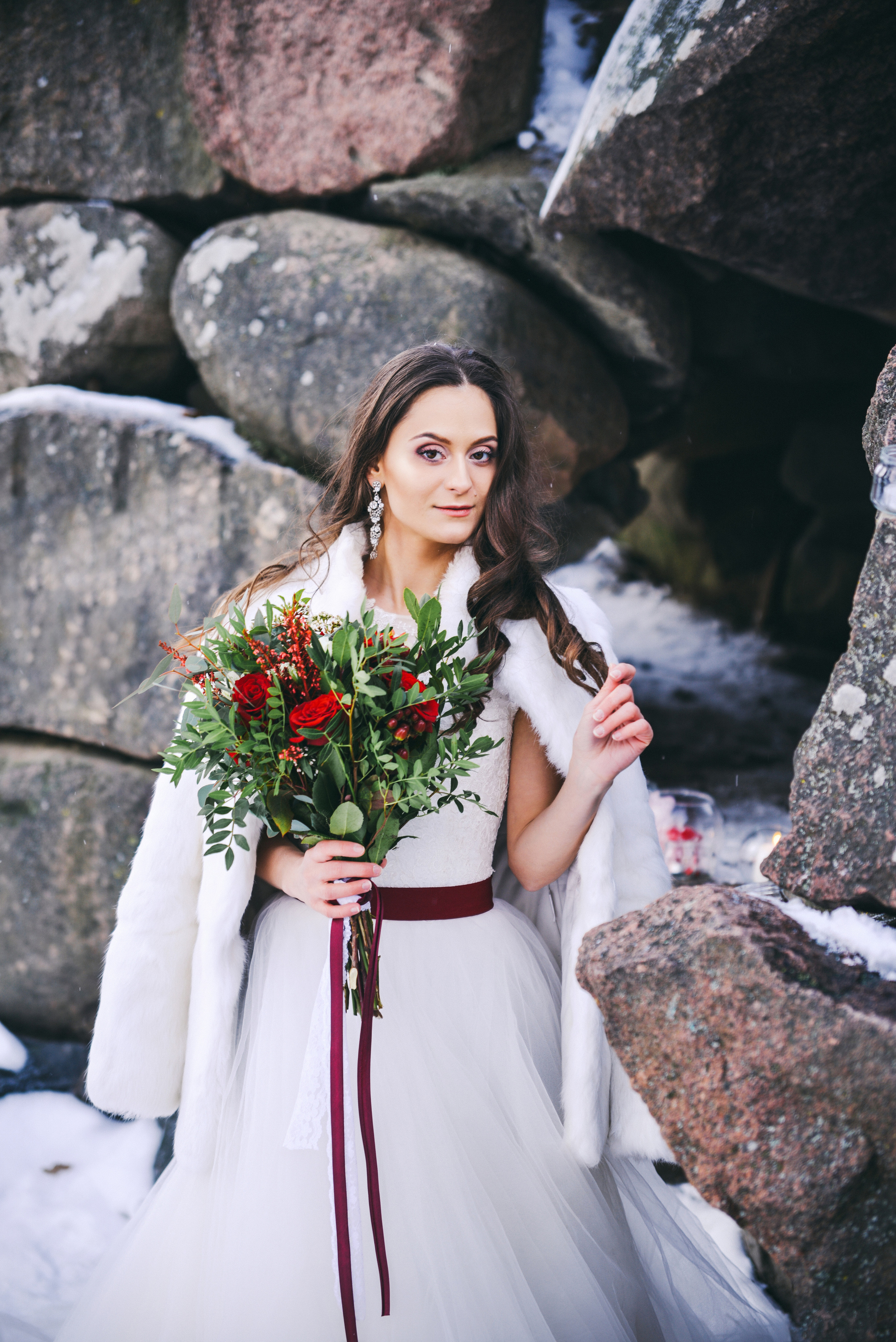 Свадебная прогулка в зимнем парке. Семейный фотограф в Санкт-Петербурге Льдокова Екатерина