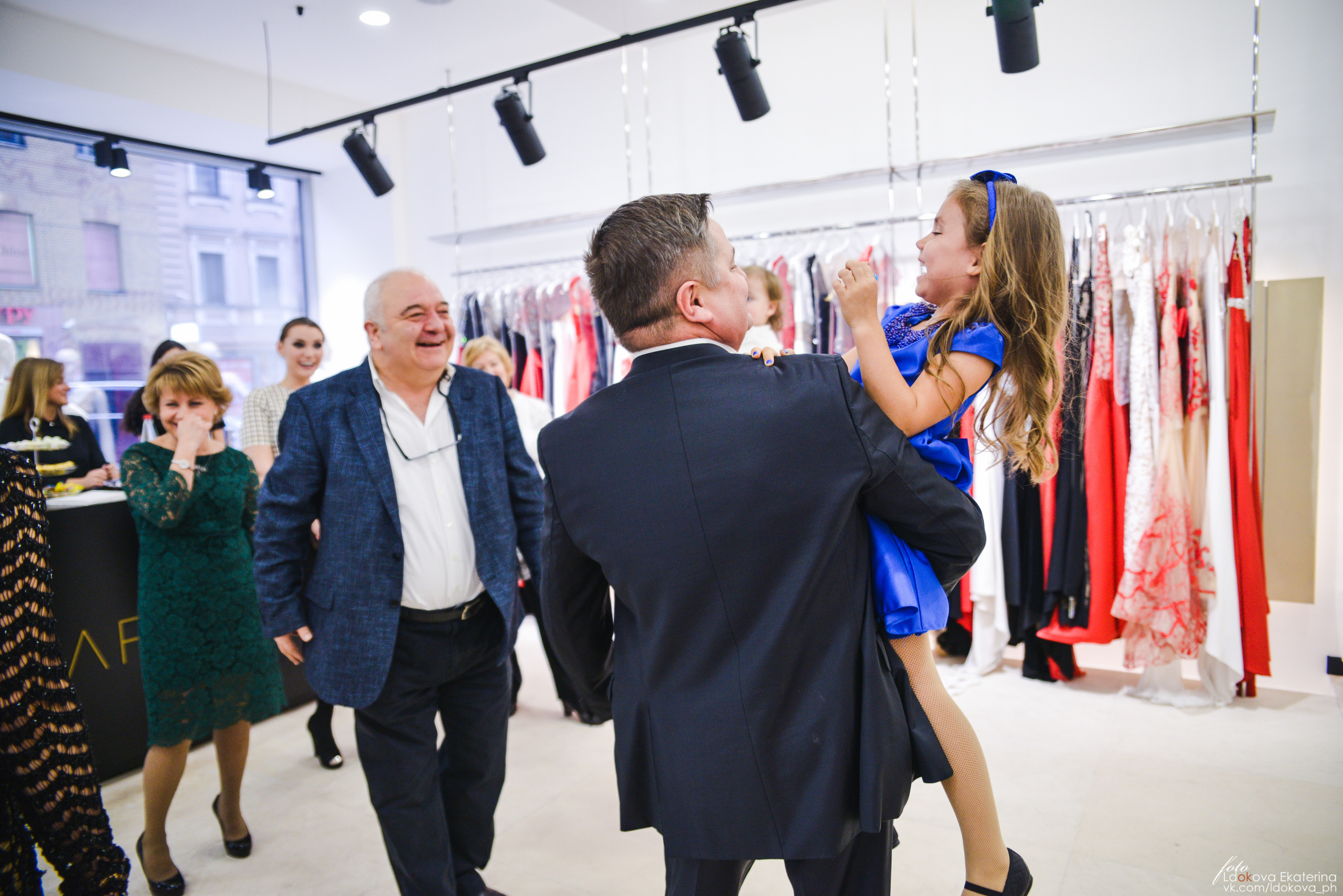 Открытие магазина TARIK EDIZ. Семейный фотограф в Санкт-Петербурге Льдокова Екатерина