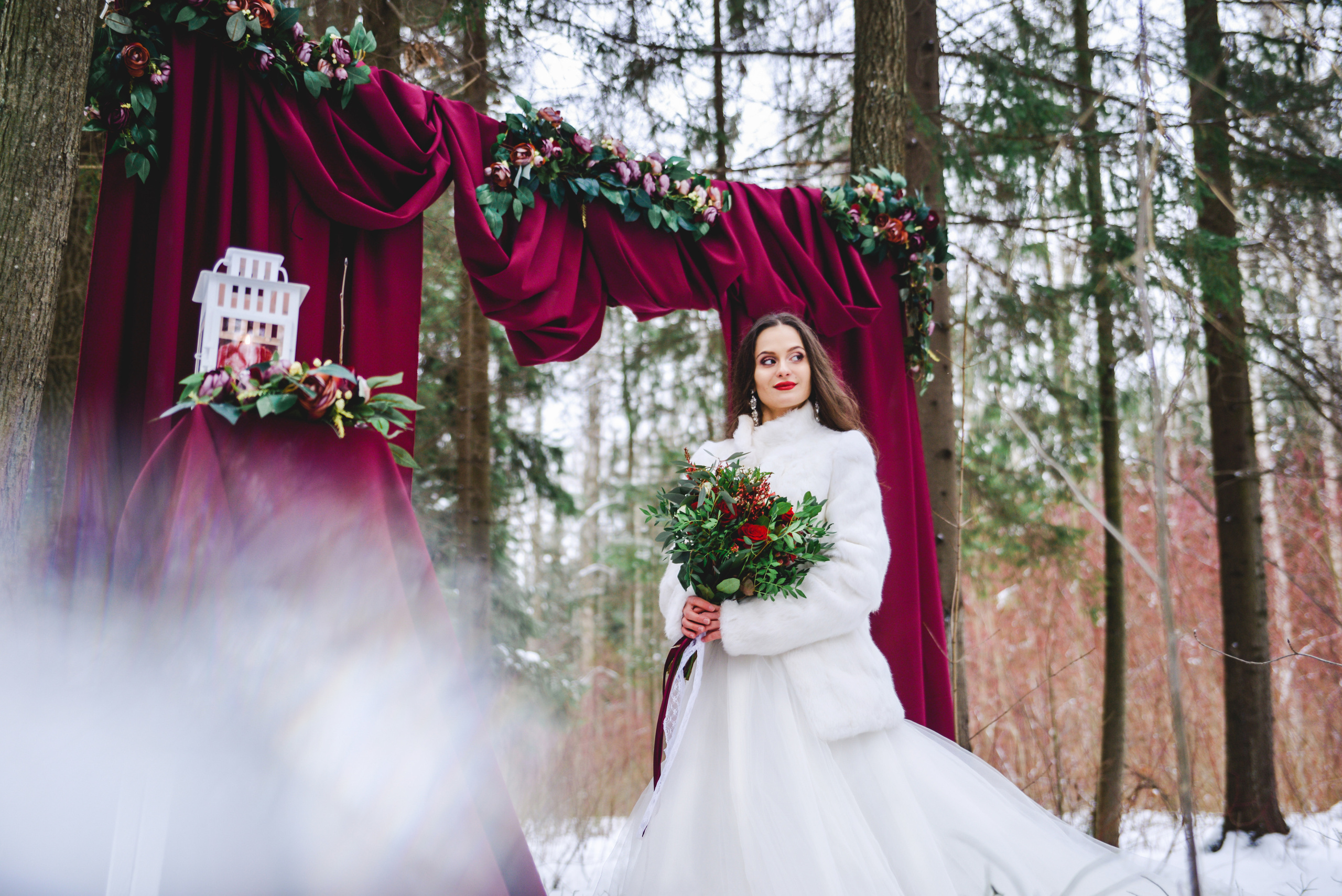 Свадебная прогулка в зимнем парке. Семейный фотограф в Санкт-Петербурге Льдокова Екатерина