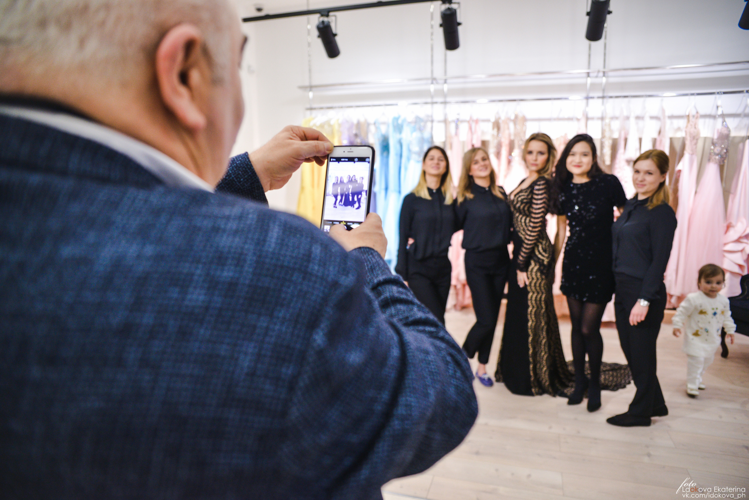 Открытие магазина TARIK EDIZ. Семейный фотограф в Санкт-Петербурге Льдокова Екатерина