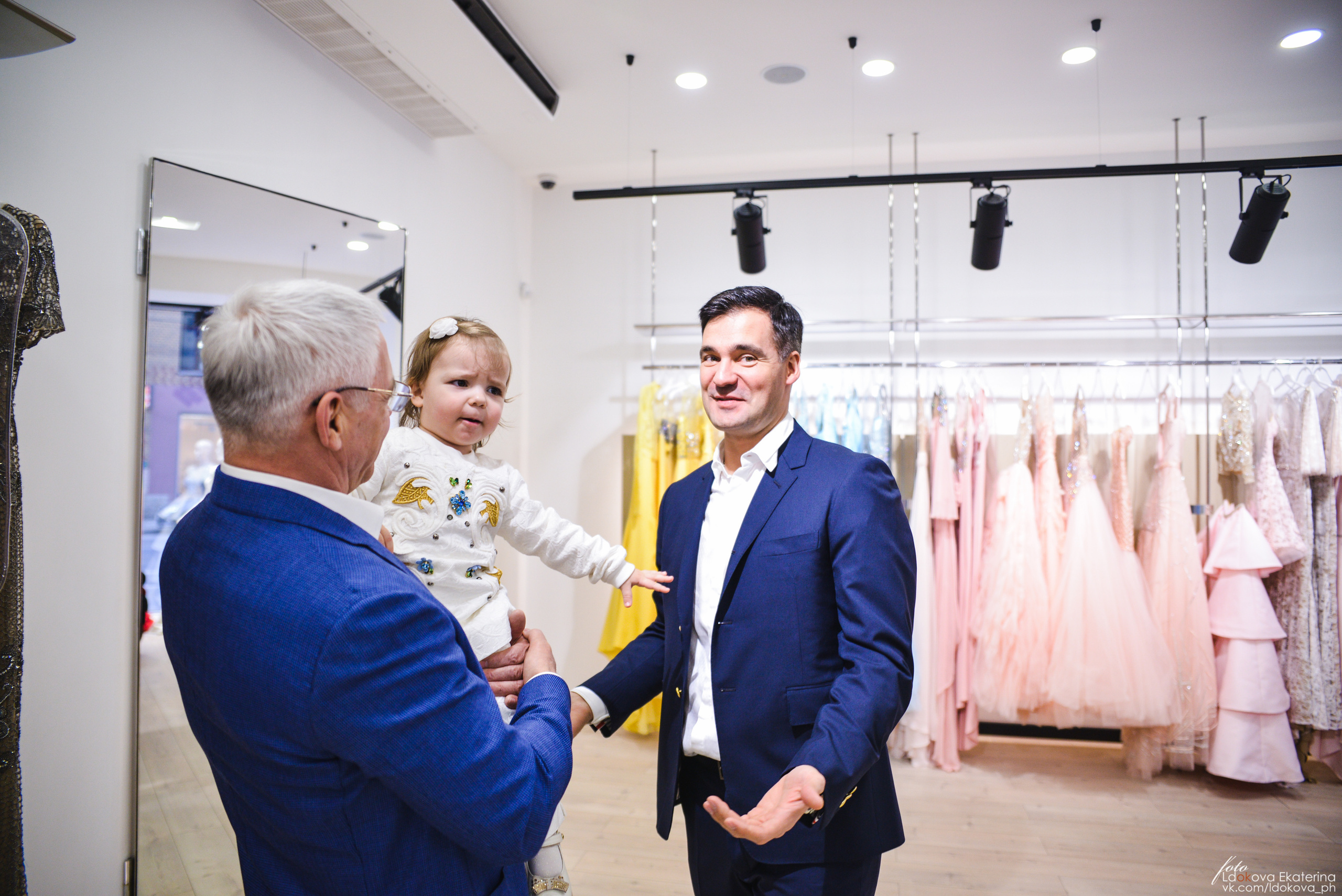 Открытие магазина TARIK EDIZ. Семейный фотограф в Санкт-Петербурге Льдокова Екатерина