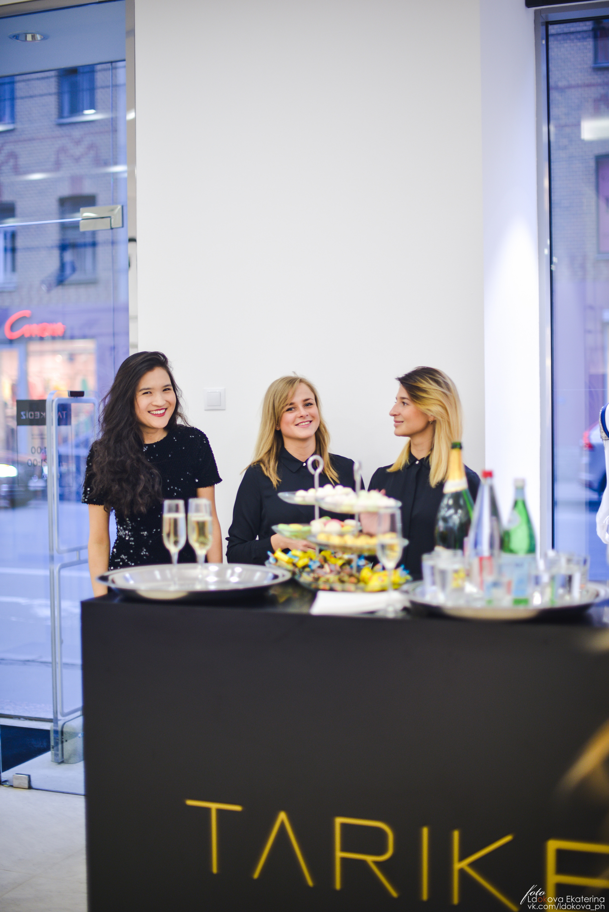 Открытие магазина TARIK EDIZ. Семейный фотограф в Санкт-Петербурге Льдокова Екатерина