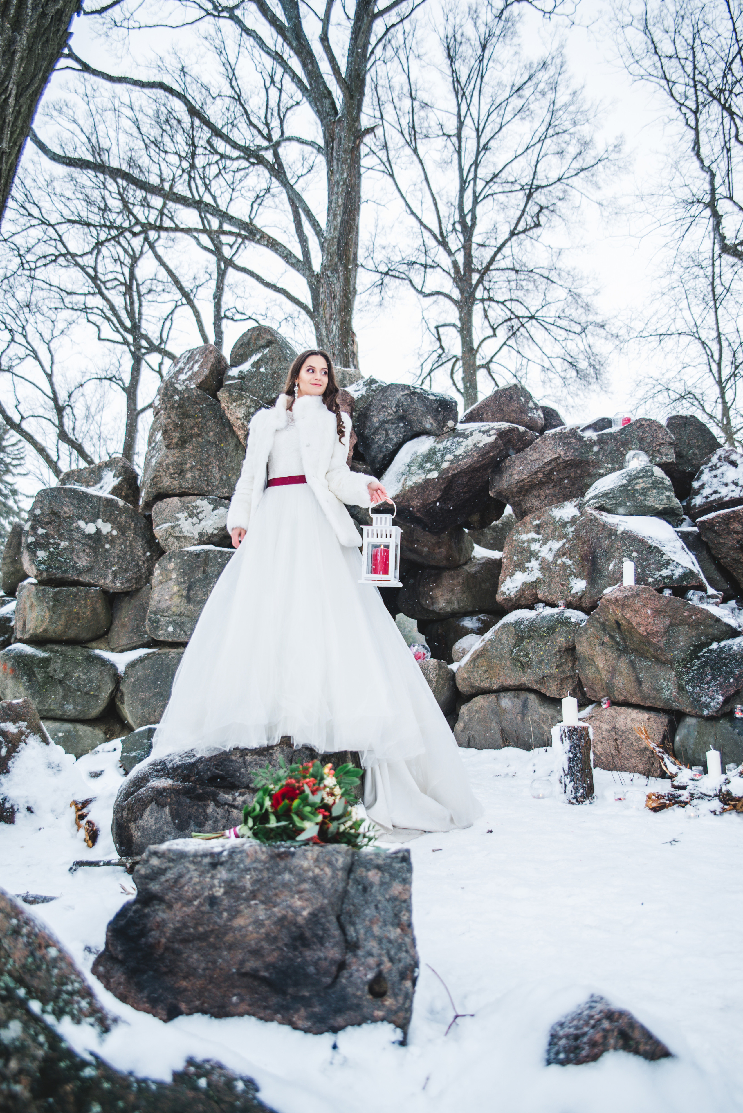 Свадебная прогулка в зимнем парке. Семейный фотограф в Санкт-Петербурге Льдокова Екатерина