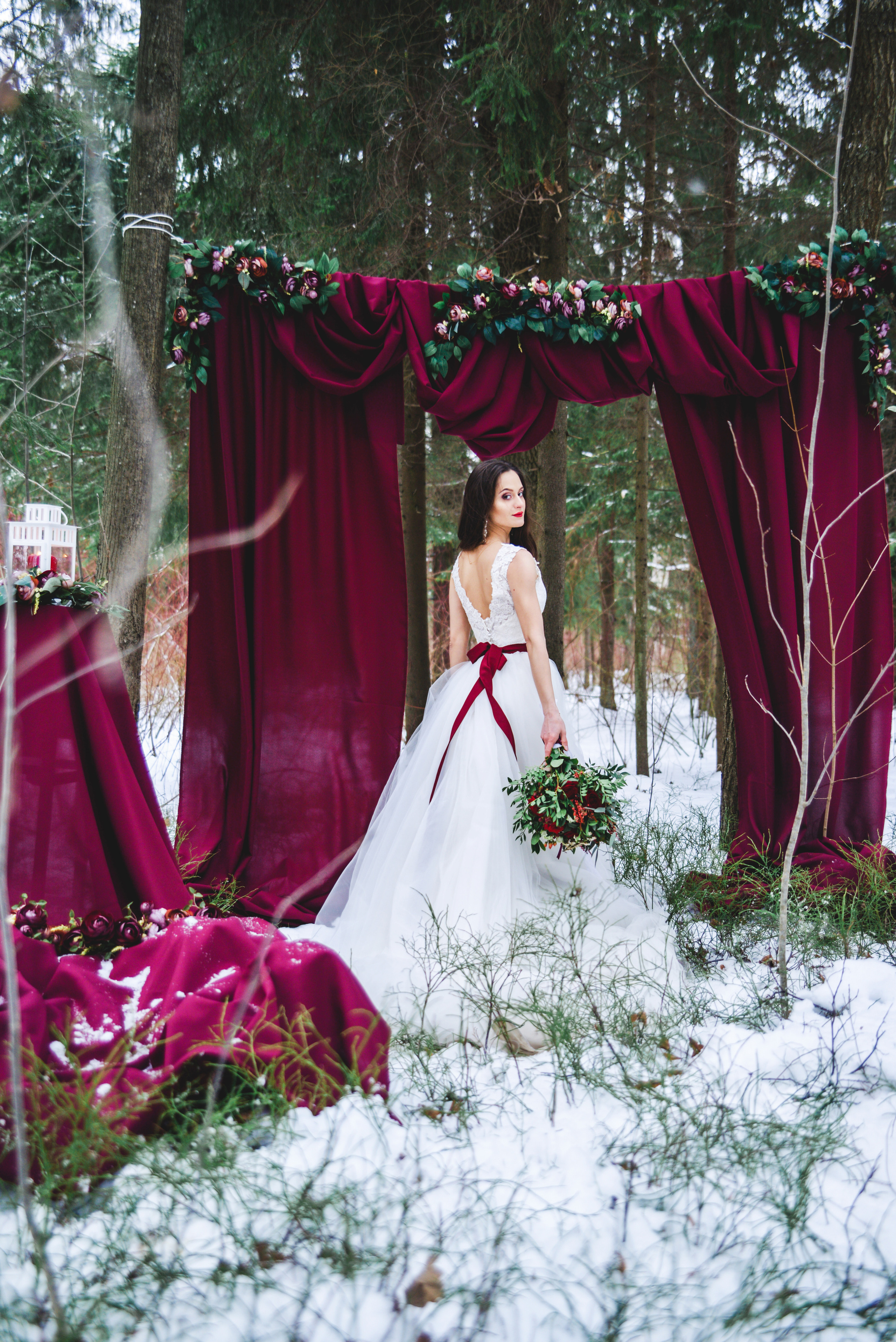Свадебная прогулка в зимнем парке. Семейный фотограф в Санкт-Петербурге Льдокова Екатерина