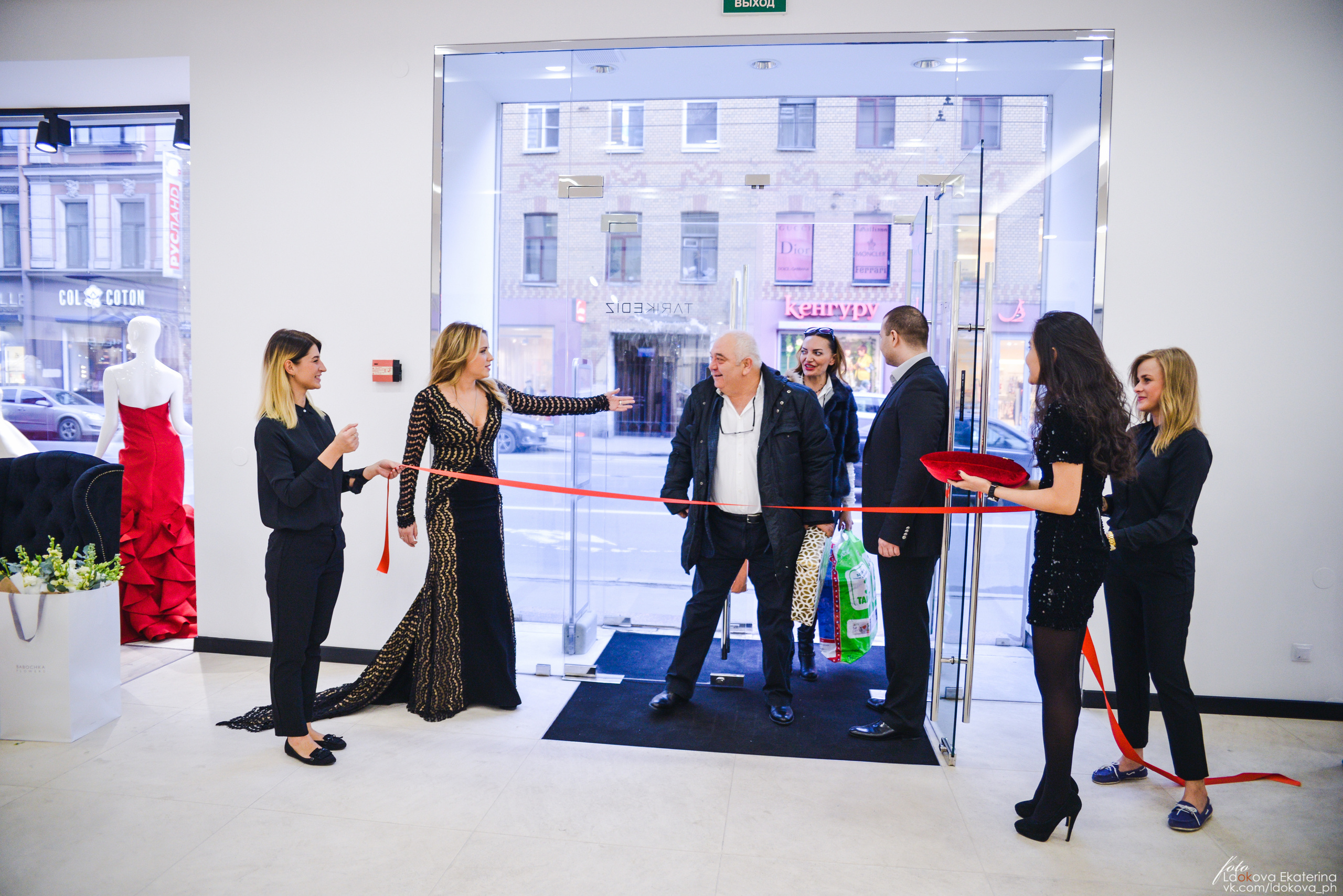 Открытие магазина TARIK EDIZ. Семейный фотограф в Санкт-Петербурге Льдокова Екатерина