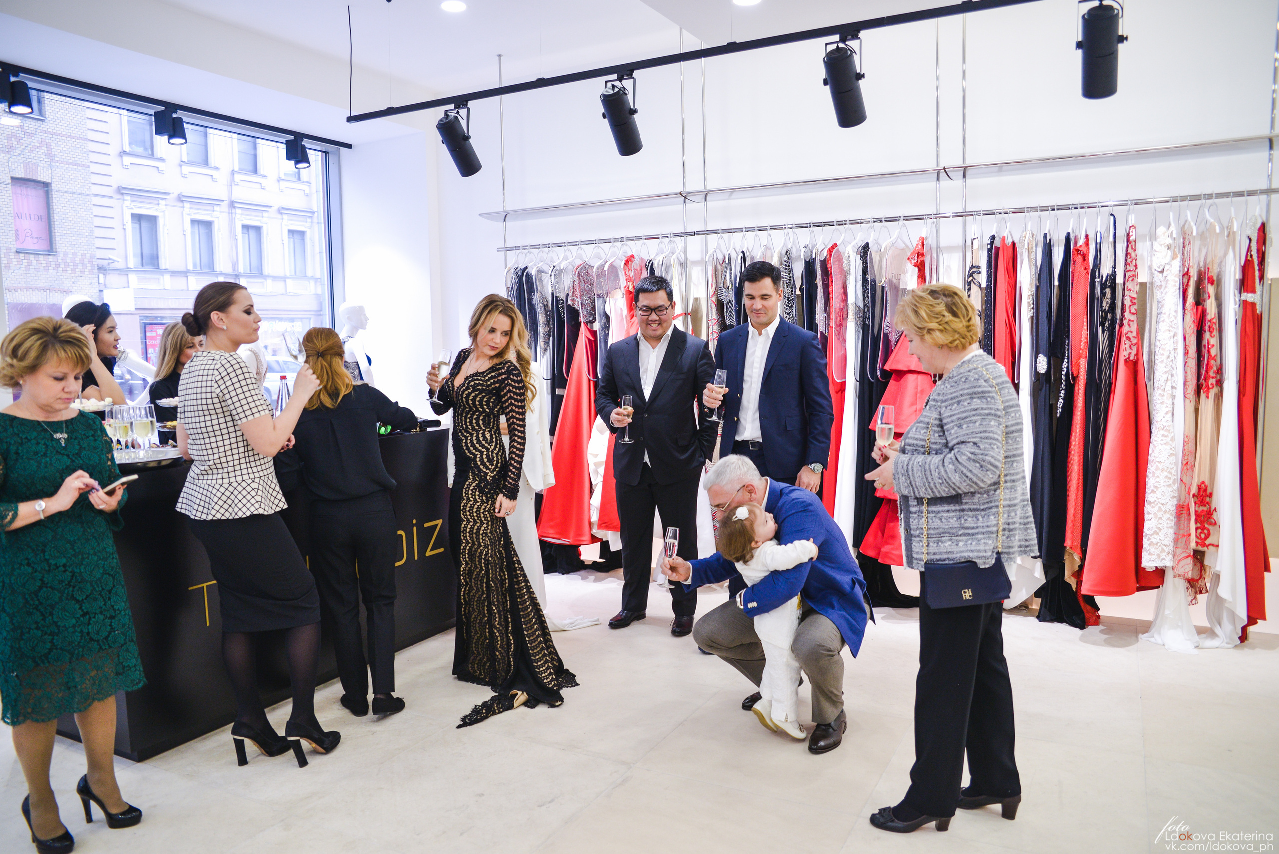 Открытие магазина TARIK EDIZ. Семейный фотограф в Санкт-Петербурге Льдокова Екатерина