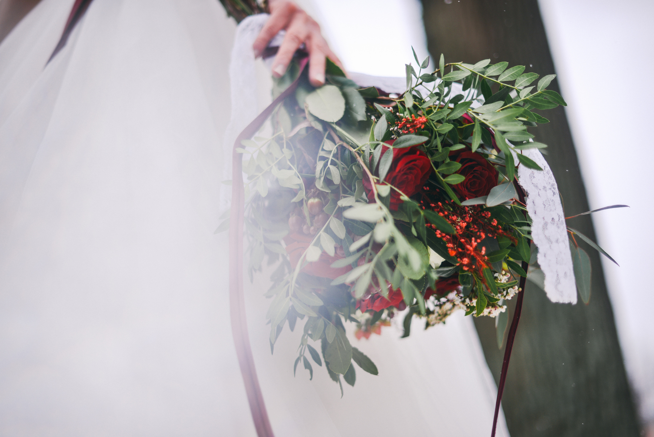 Свадебная прогулка в зимнем парке. Семейный фотограф в Санкт-Петербурге Льдокова Екатерина