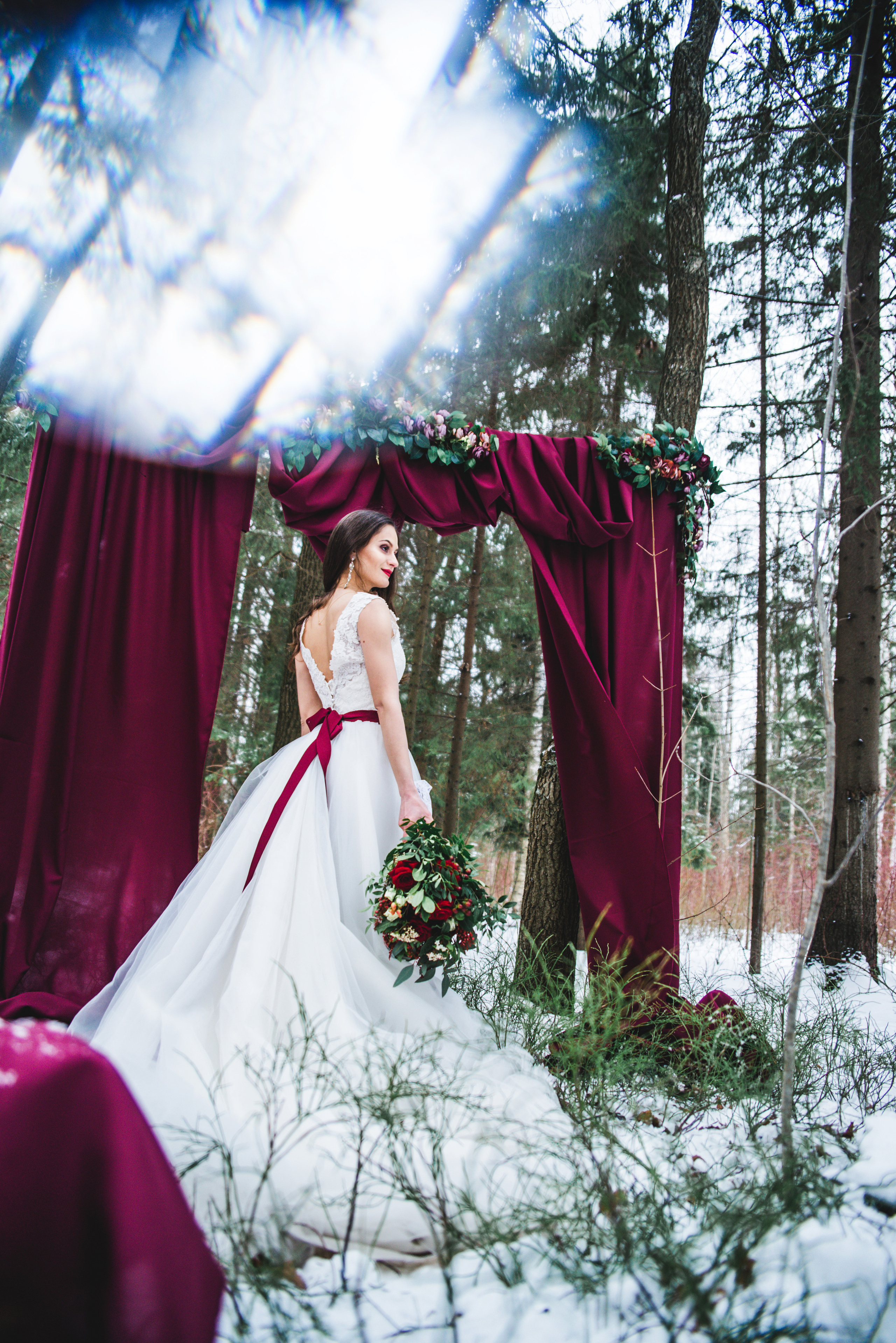 Свадебная прогулка в зимнем парке. Семейный фотограф в Санкт-Петербурге Льдокова Екатерина