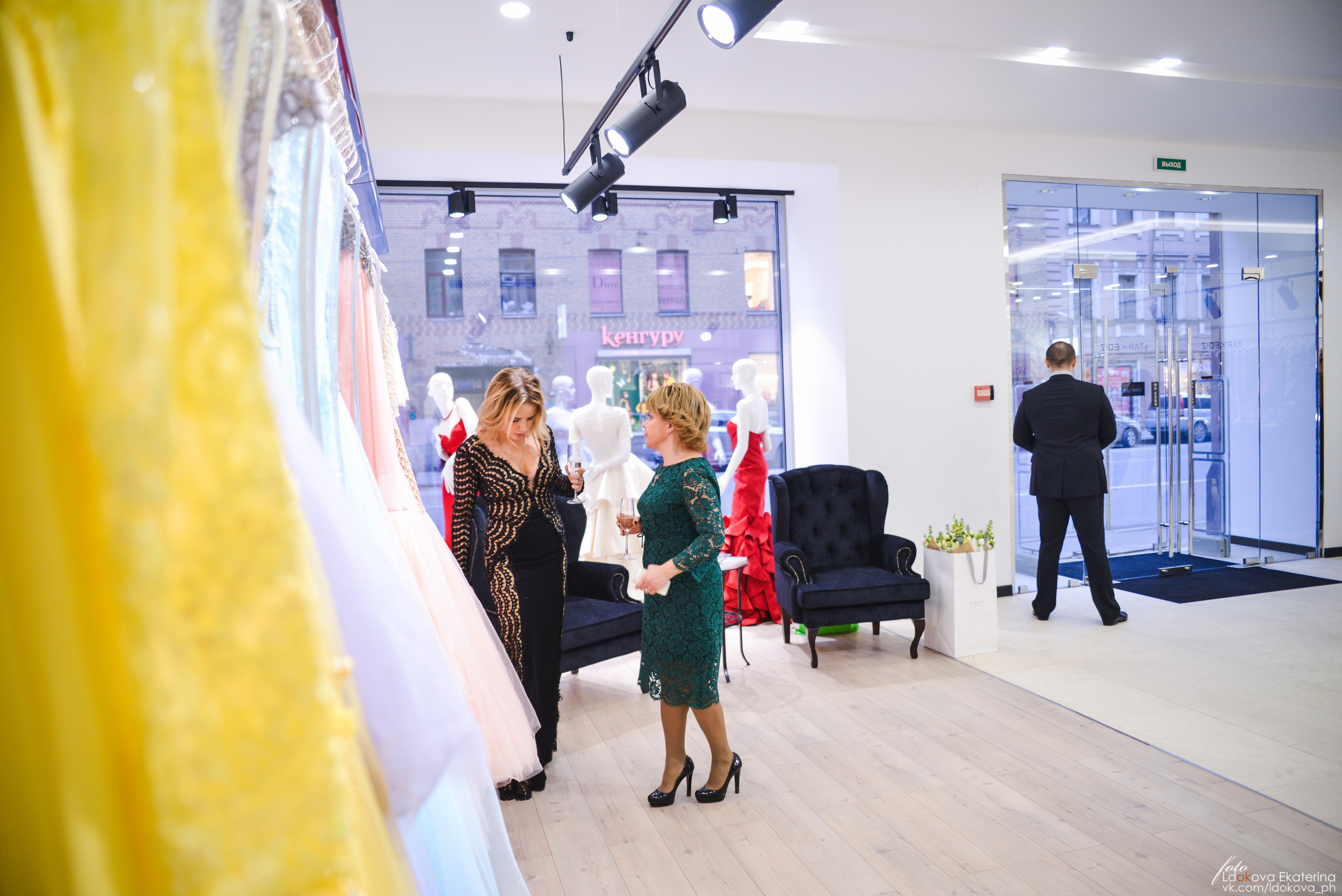 Открытие магазина TARIK EDIZ. Семейный фотограф в Санкт-Петербурге Льдокова Екатерина